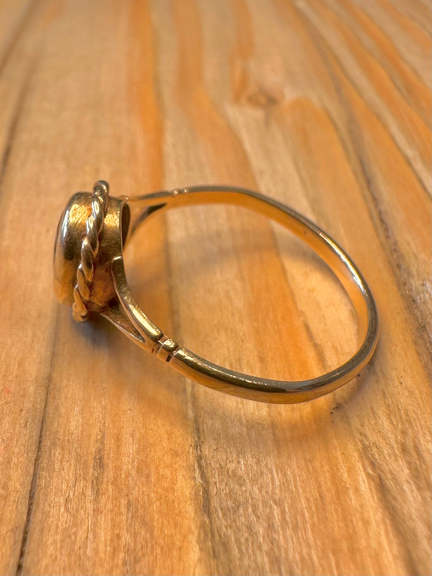 Vintage 9ct Gold 1986 Garnet Size O Ring