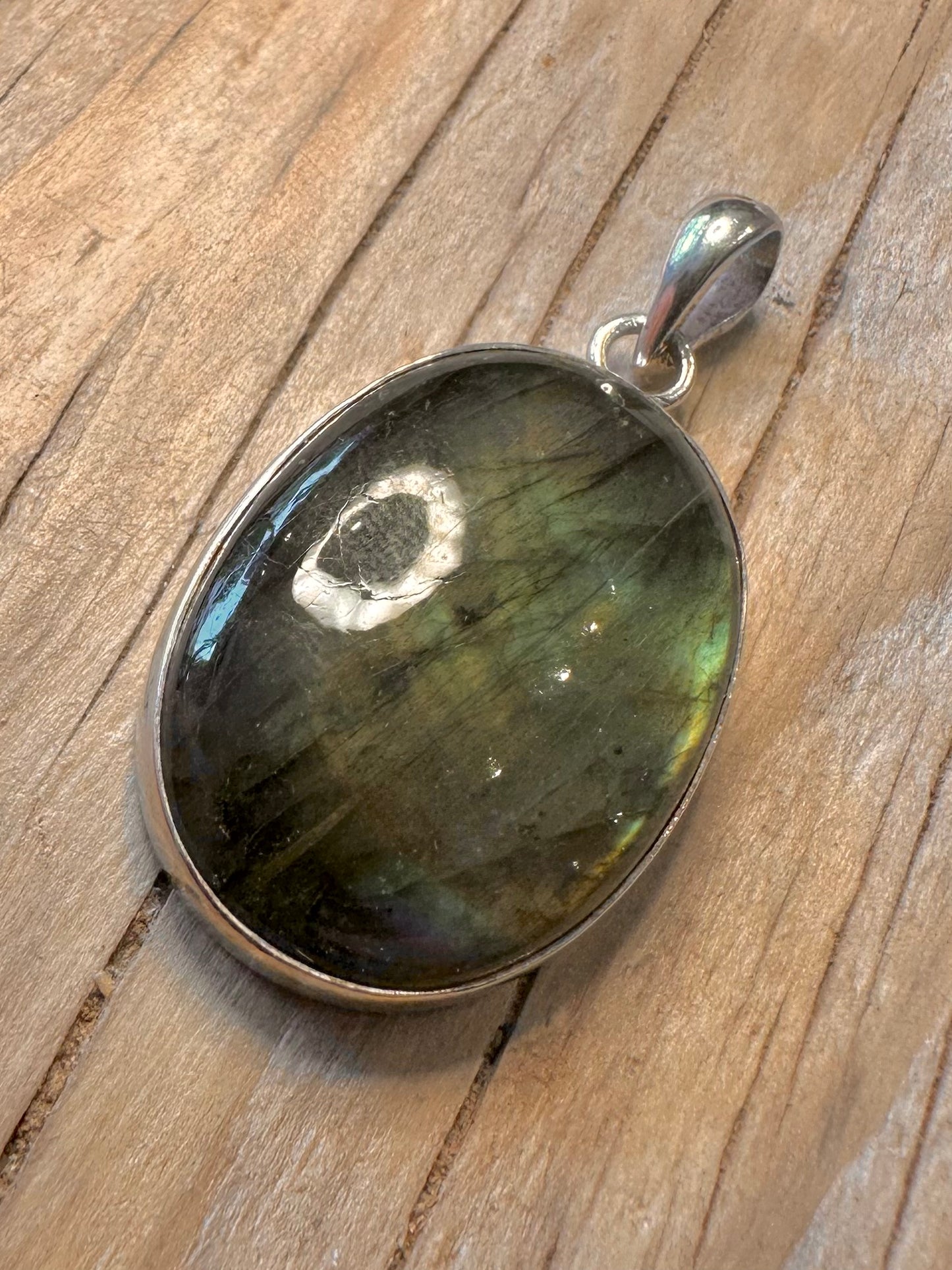 Vintage Labradorite Oval 925 Silver Pendant