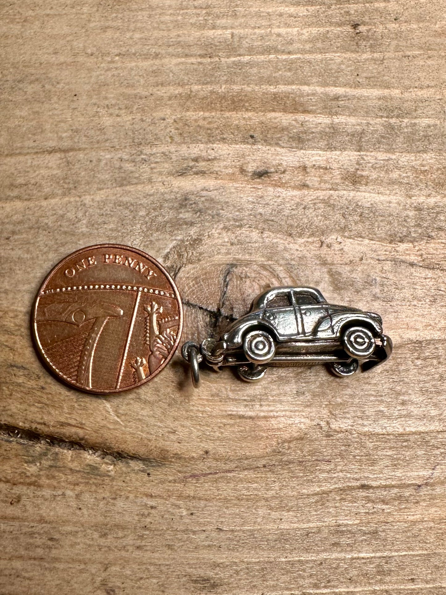 Vintage British Morris Minor Articulated 925 Silver Charm Pendant
