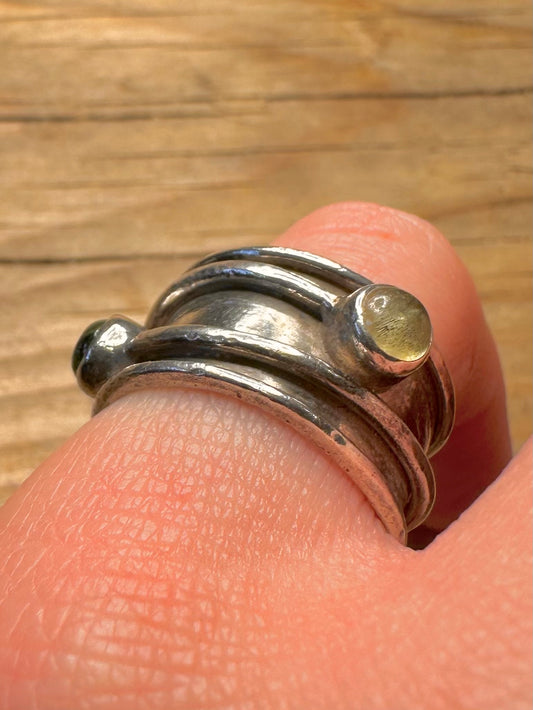 Abstract Green Stones Band 925 Sterling Silver Size N1/2 Ring