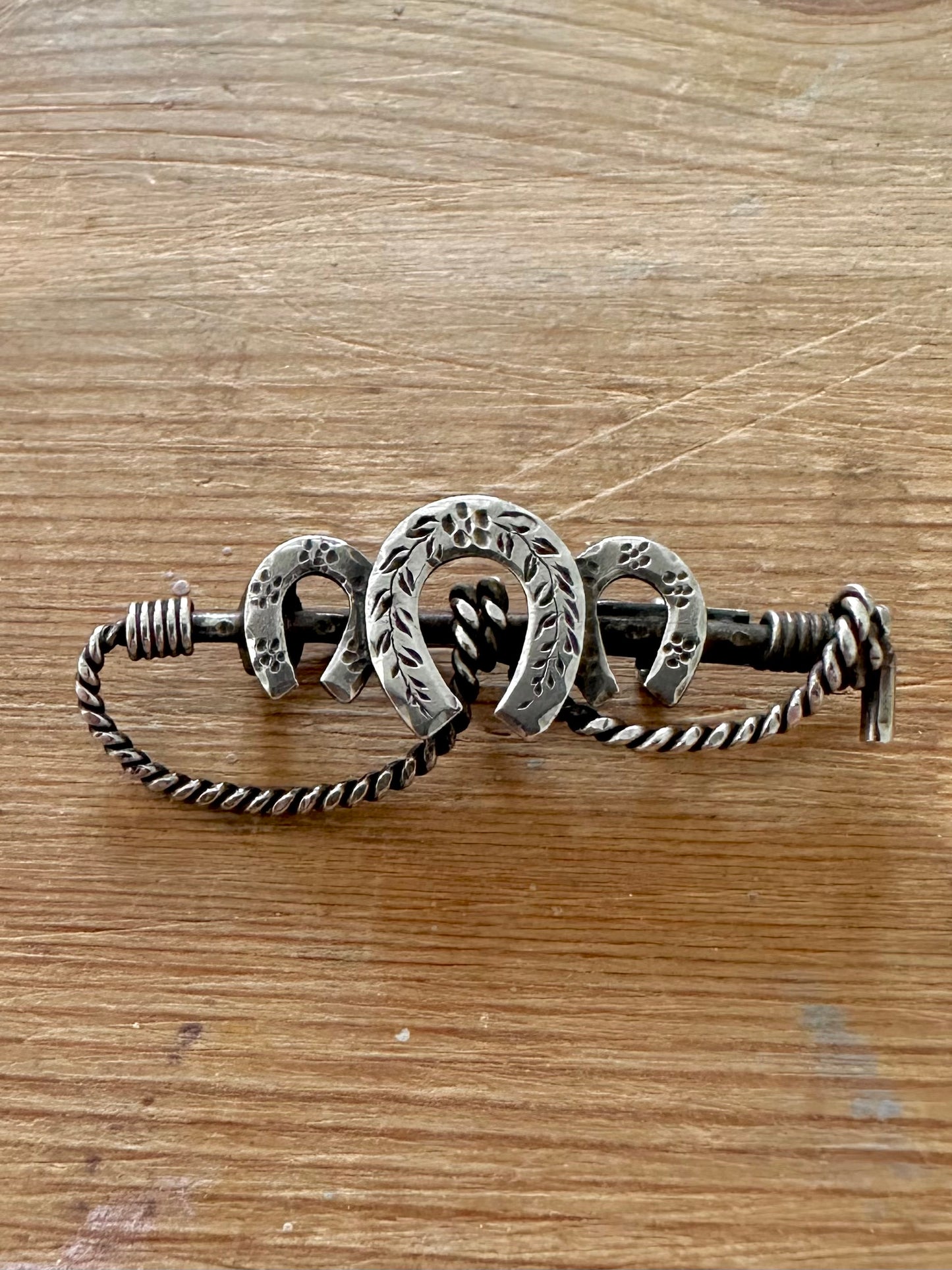 Vintage 1895 Horse Shoe and Riding Crop 925 Silver Brooch