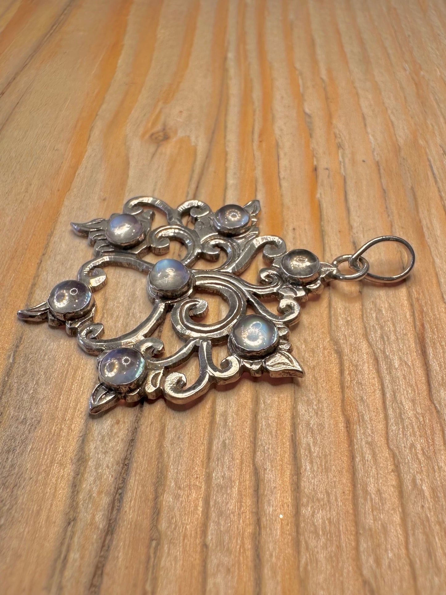 Vintage Moonstone Ornate 925 Sterling Silver Pendant