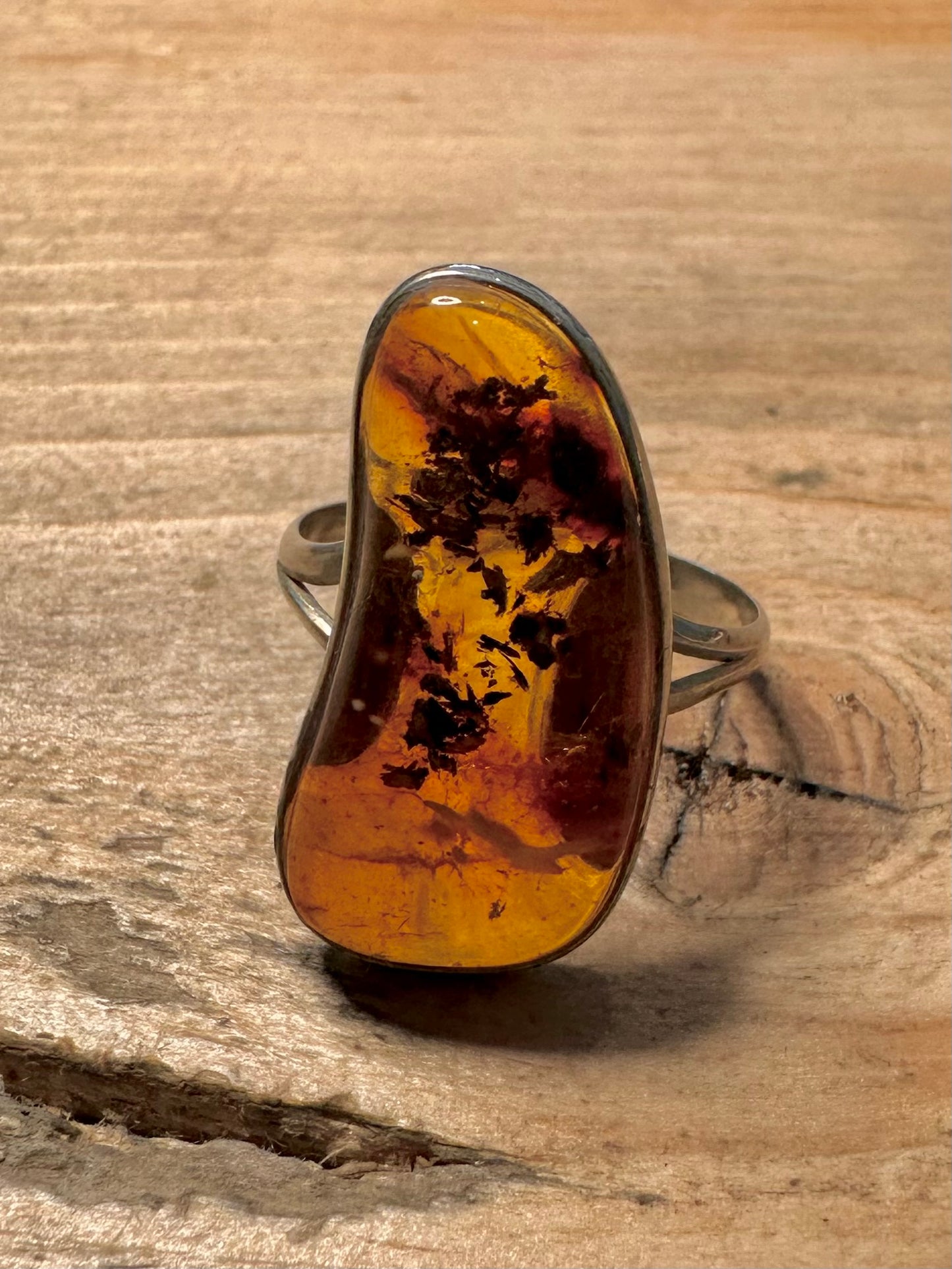 Vintage Elongated Amber 925 Silver Size U Ring