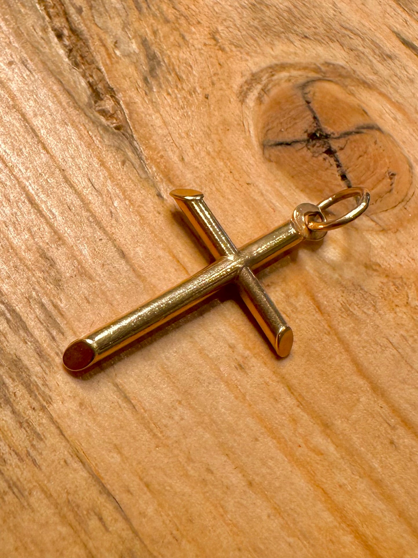 Vintage 9ct Gold Cross Pendant