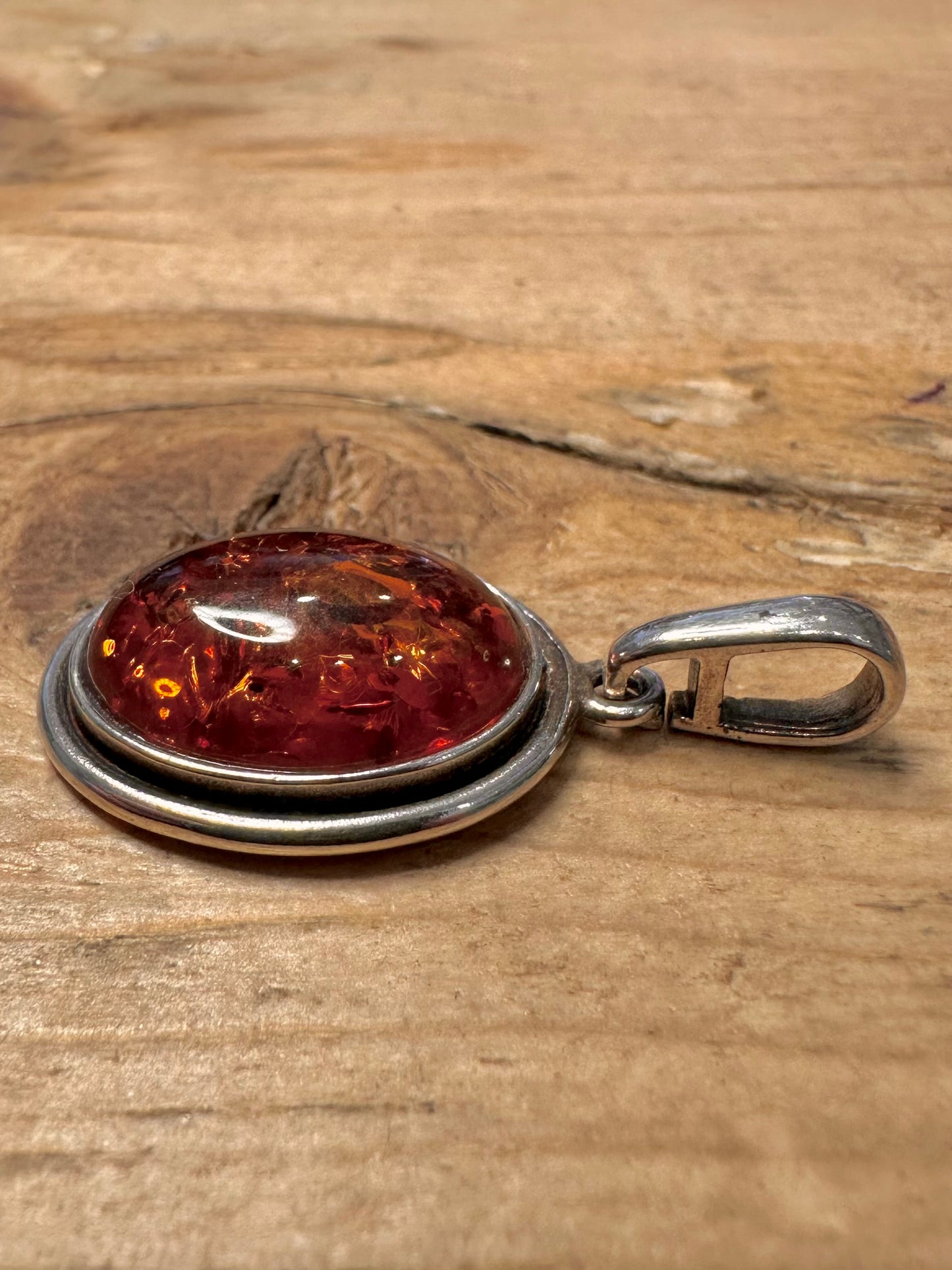 Vintage Oval Amber 925 Silver Pendant
