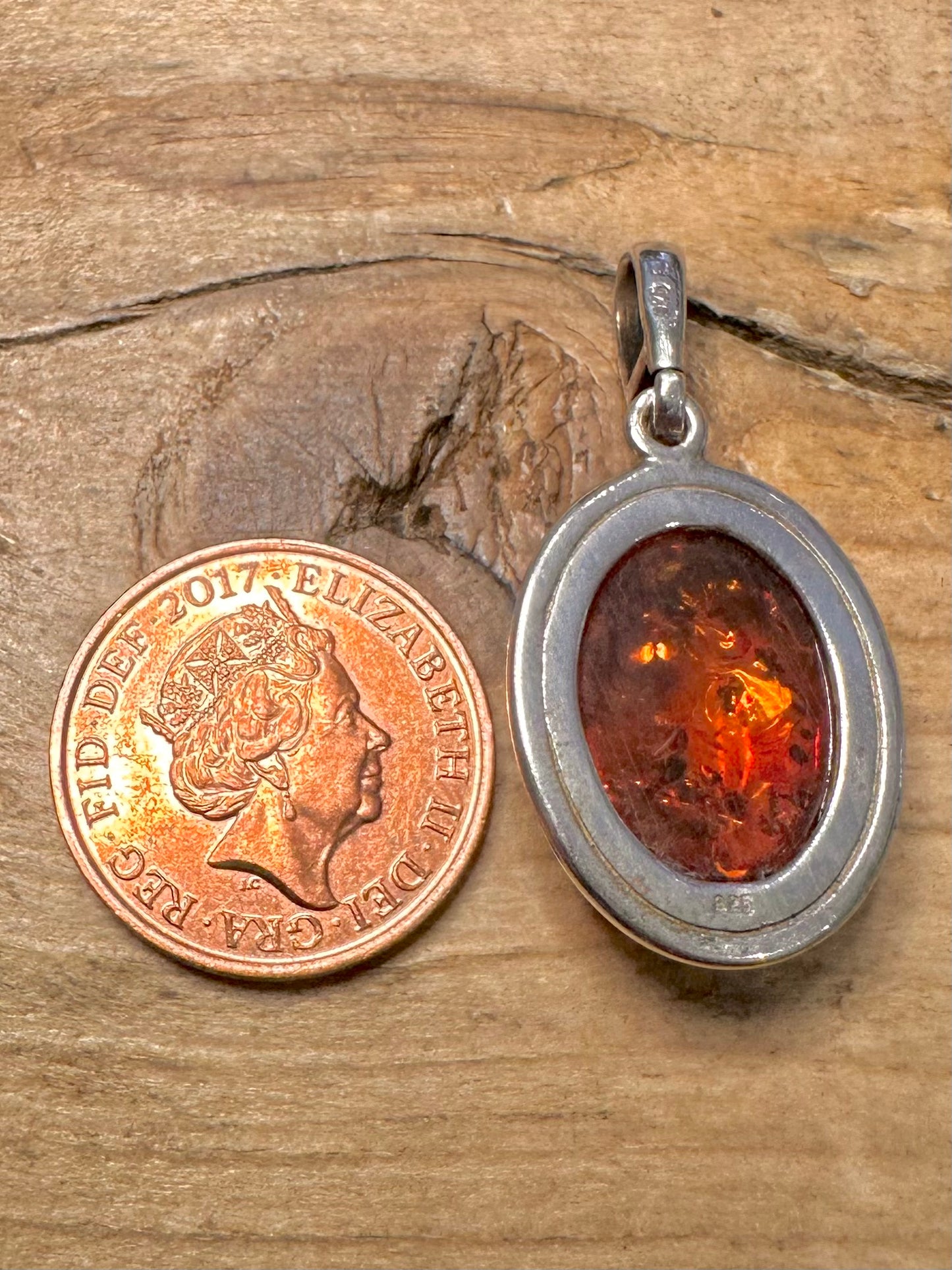 Vintage Oval Amber 925 Silver Pendant