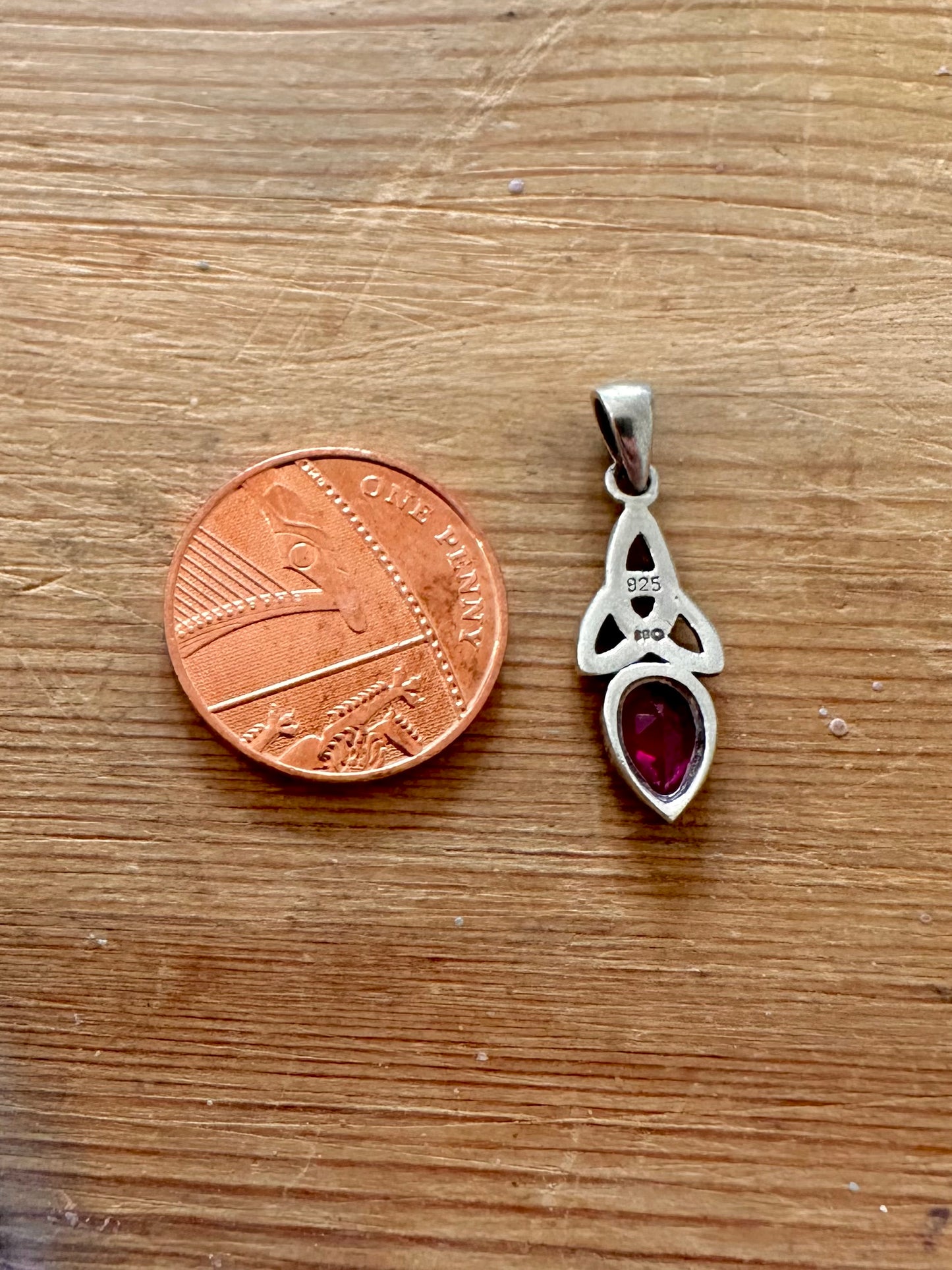 Vintage Celtic Red Stone 925 Silver Pendant