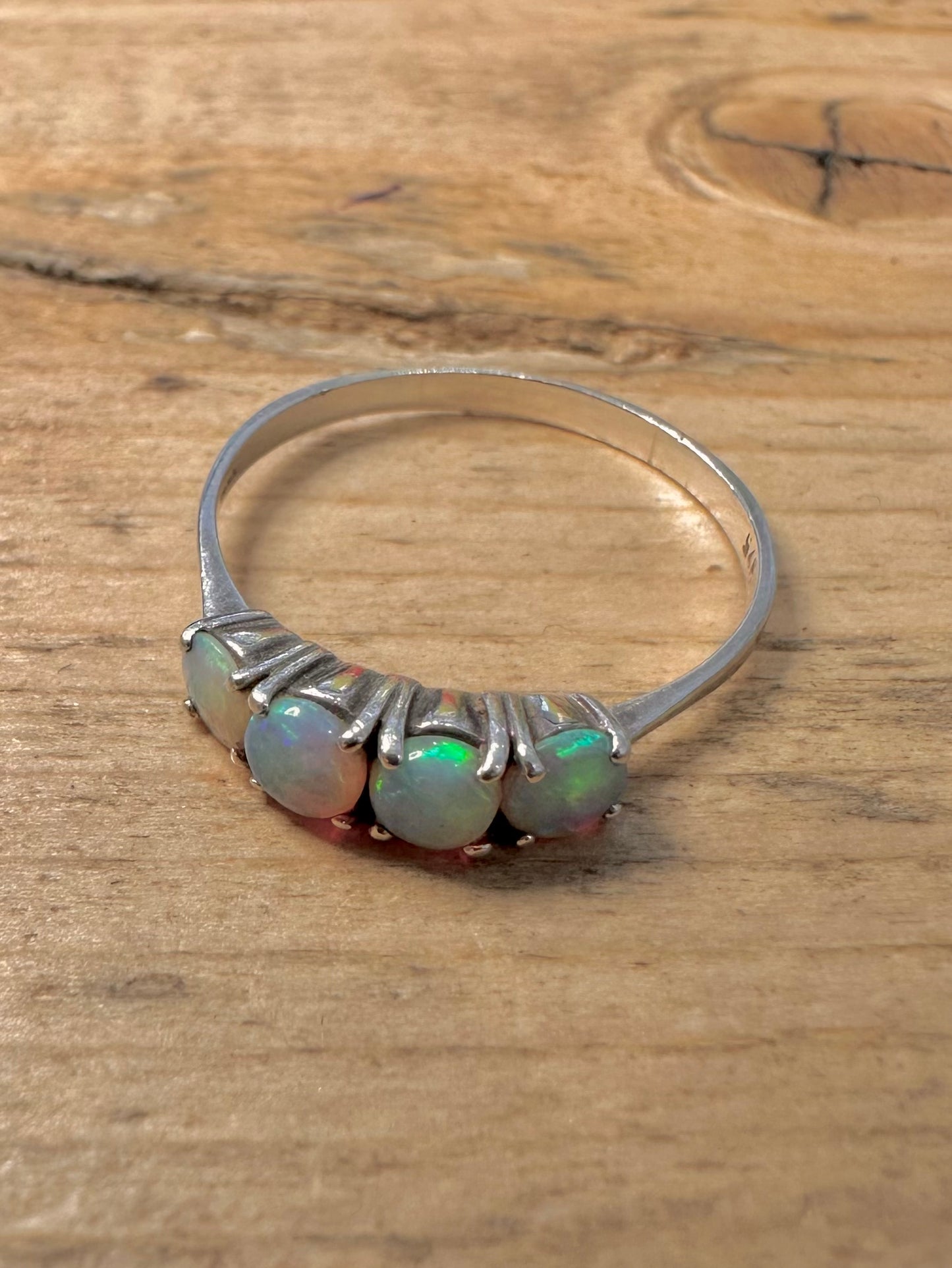 Vintage Opal 925 Silver Size T Ring