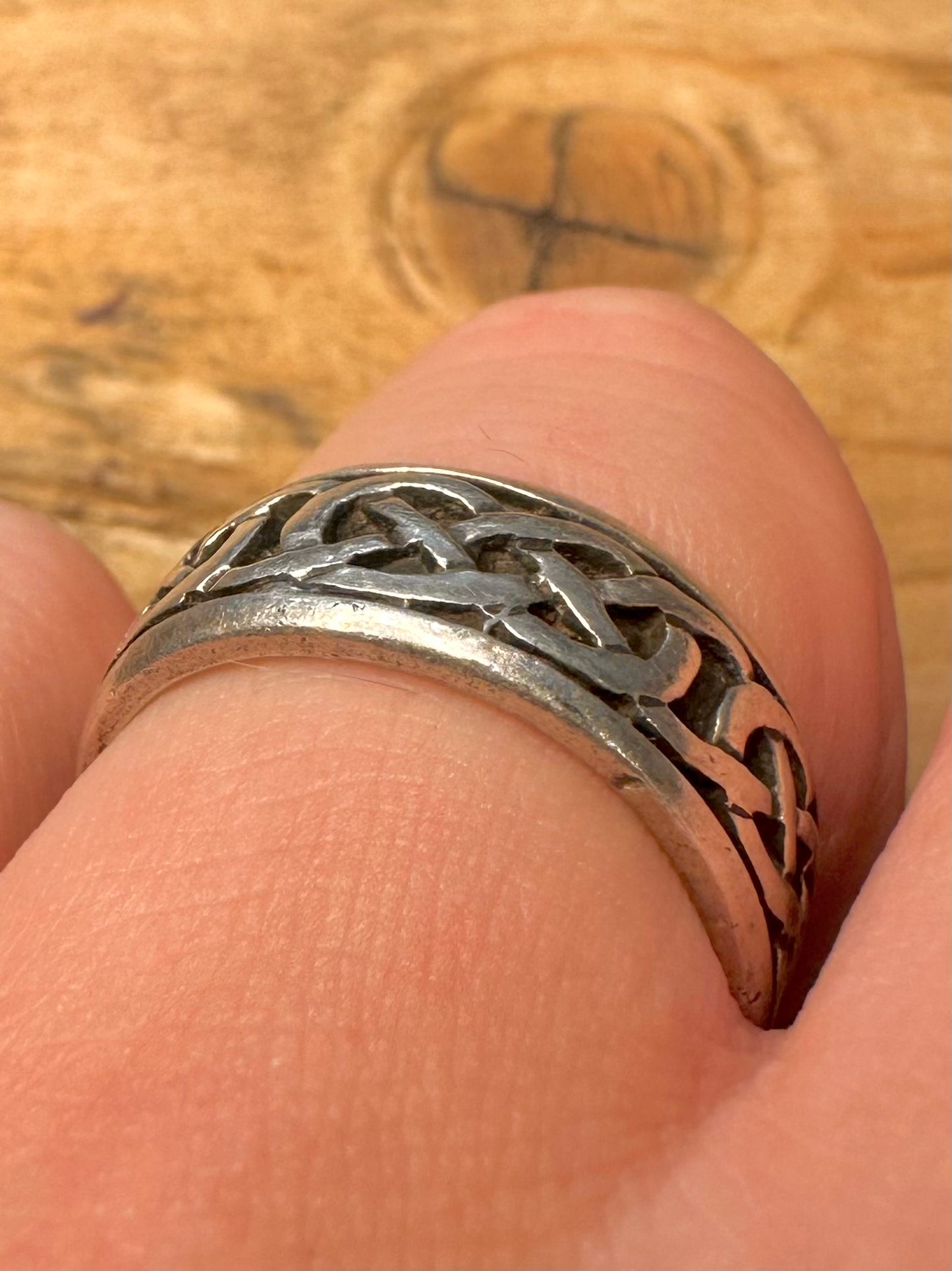 Vintage Celtic Band 925 Silver Size Q Ring