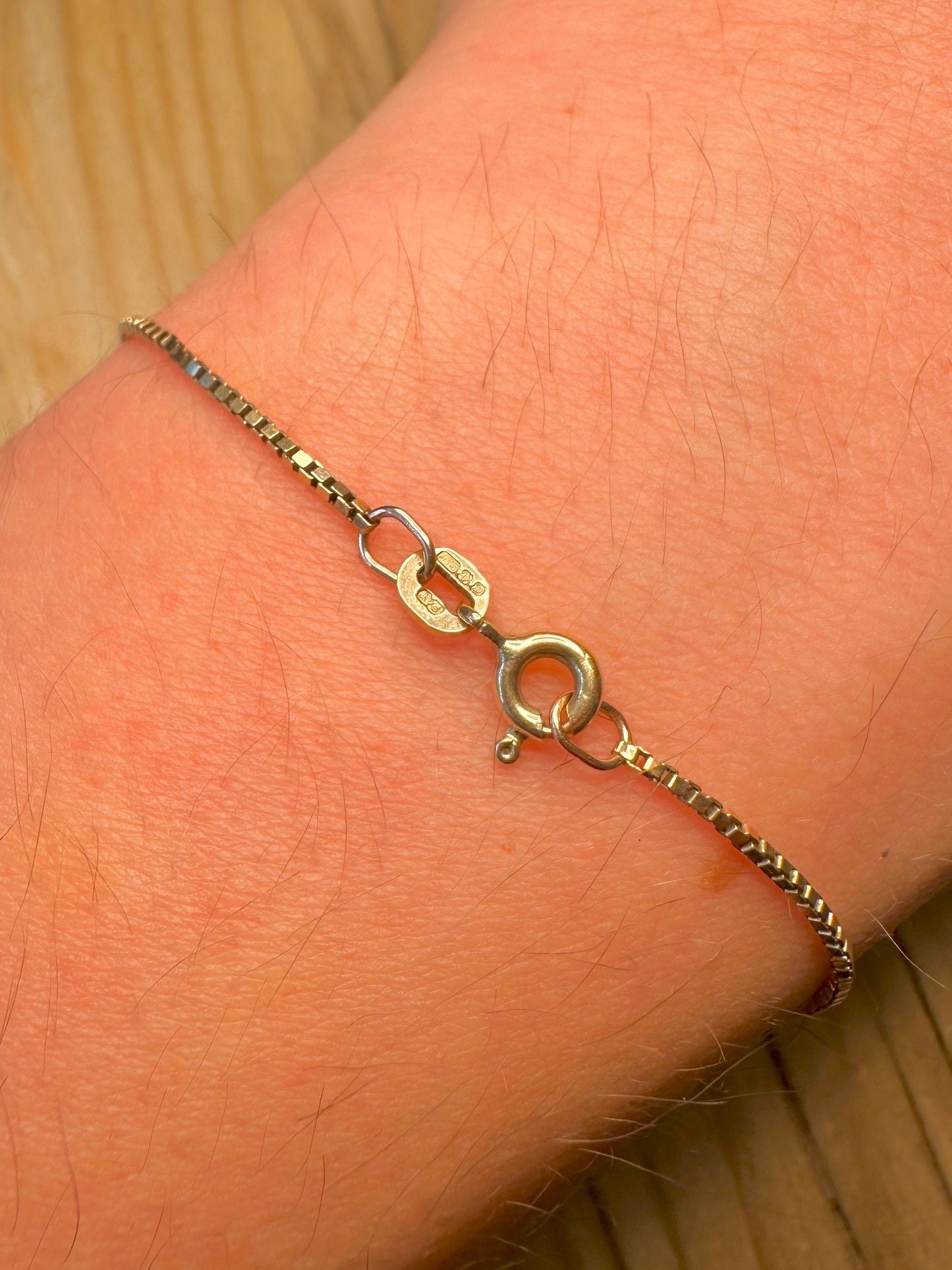 Vintage 1978 9ct Gold Box Chain 7 inch Bracelet