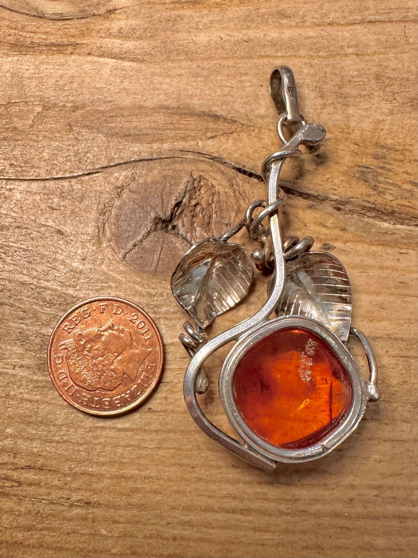 Vintage Floral Leaf Amber Poland 925 Silver Pendant