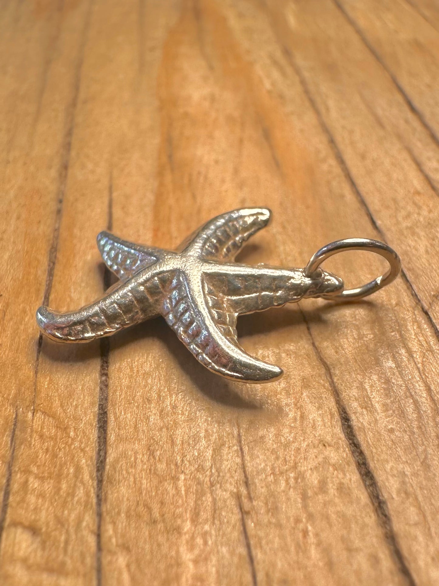 Vintage Starfish Textured 925 Sterling Silver Pendant