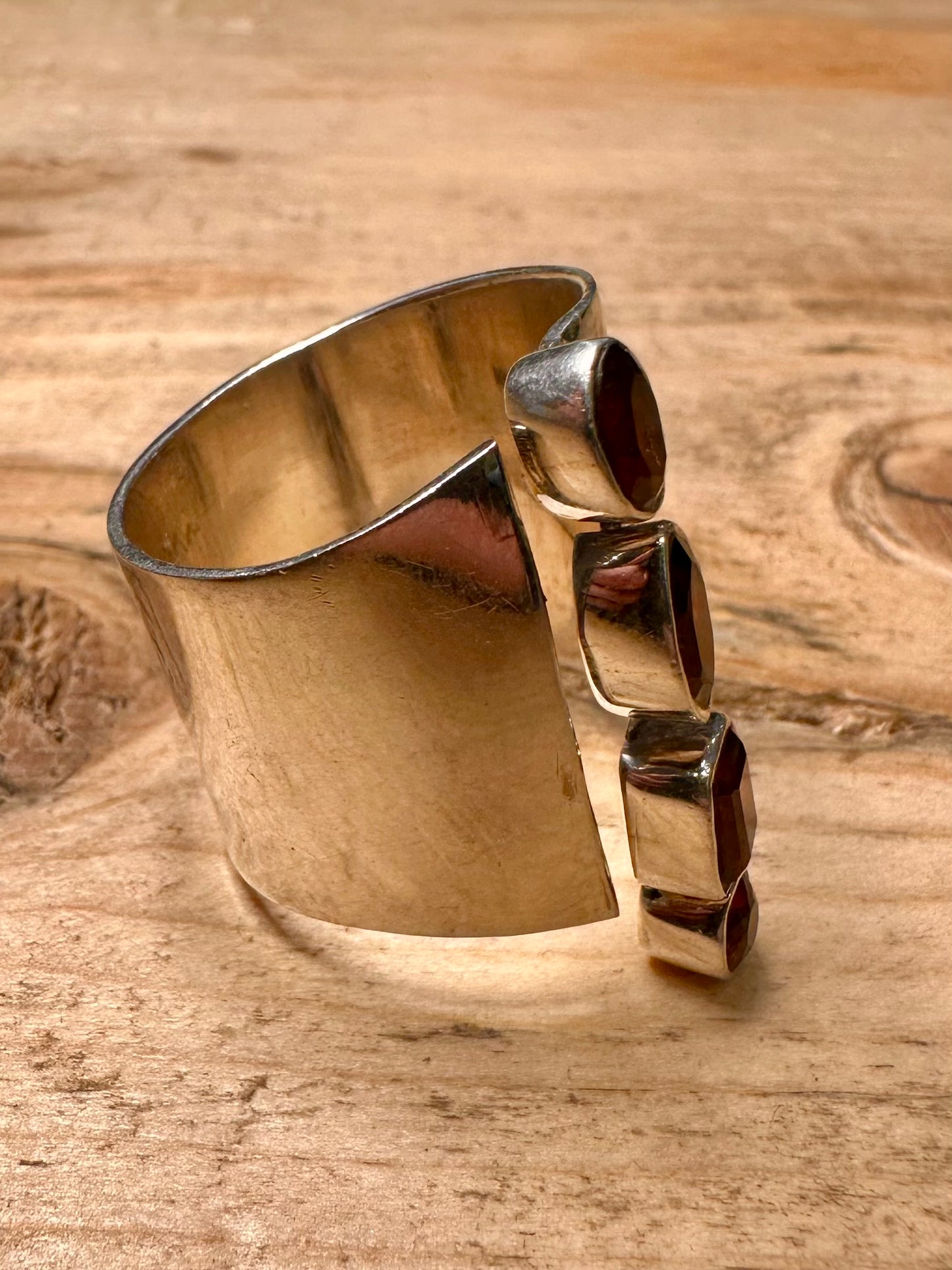 Abstract Garnet Long 925 Silver Size T Ring