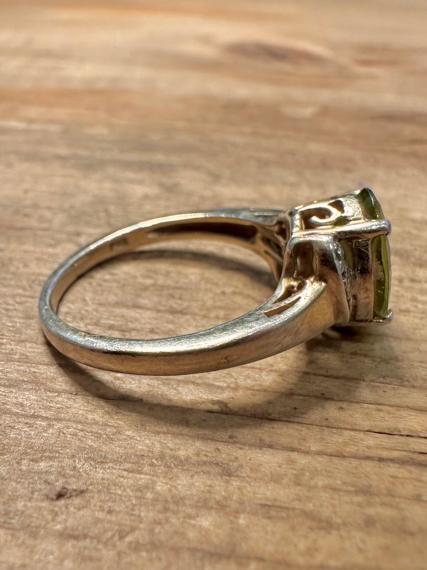 Vintage Peridot 925 Silver Size N Ring