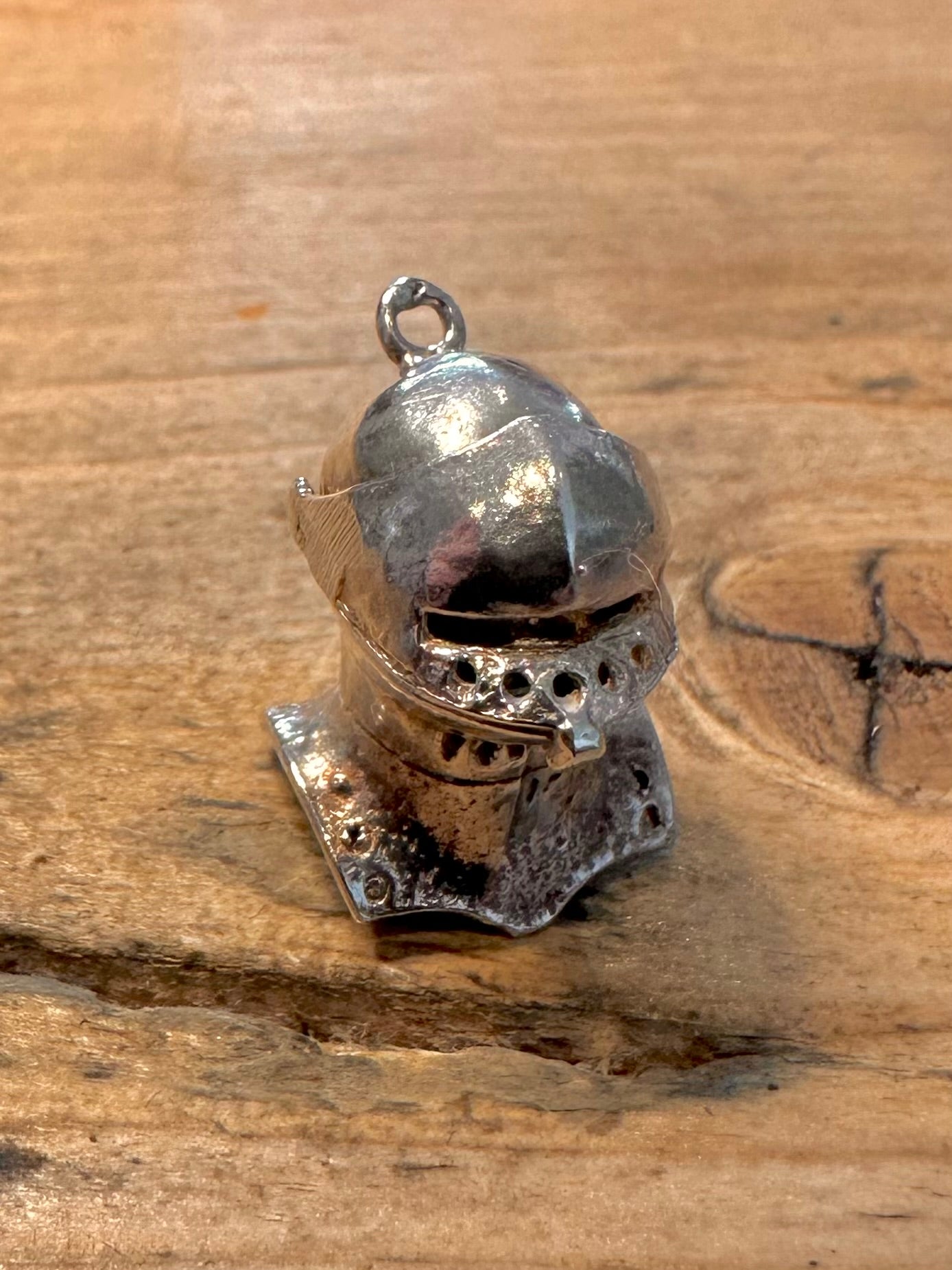 Vintage Articulated Knights Helmet 925 Silver Charm Pendant