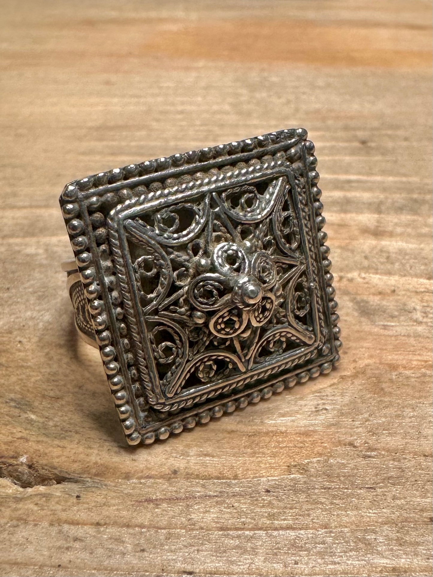 Vintage Square Filigree 925 Silver Size R Ring