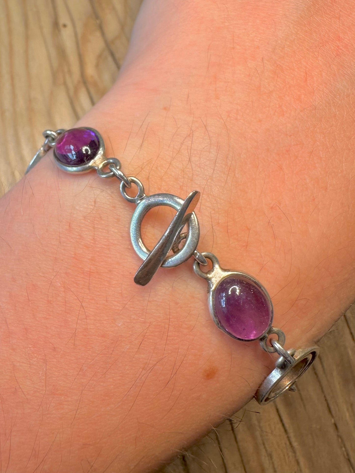 Abstract 2004 Amethyst Circle 925 Sterling Silver 8 inch Bracelet