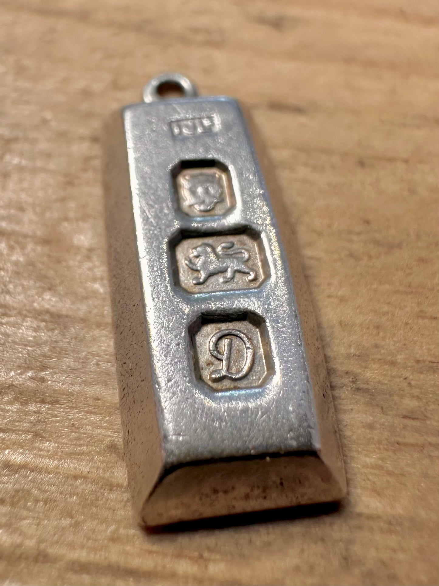 Vintage 1978 IJL Maker Ingot 925 Silver Pendant