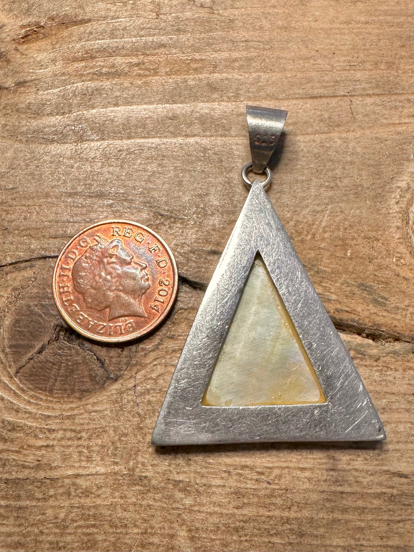 Abstract Mother of Pearl Triangle 925 Silver Pendant