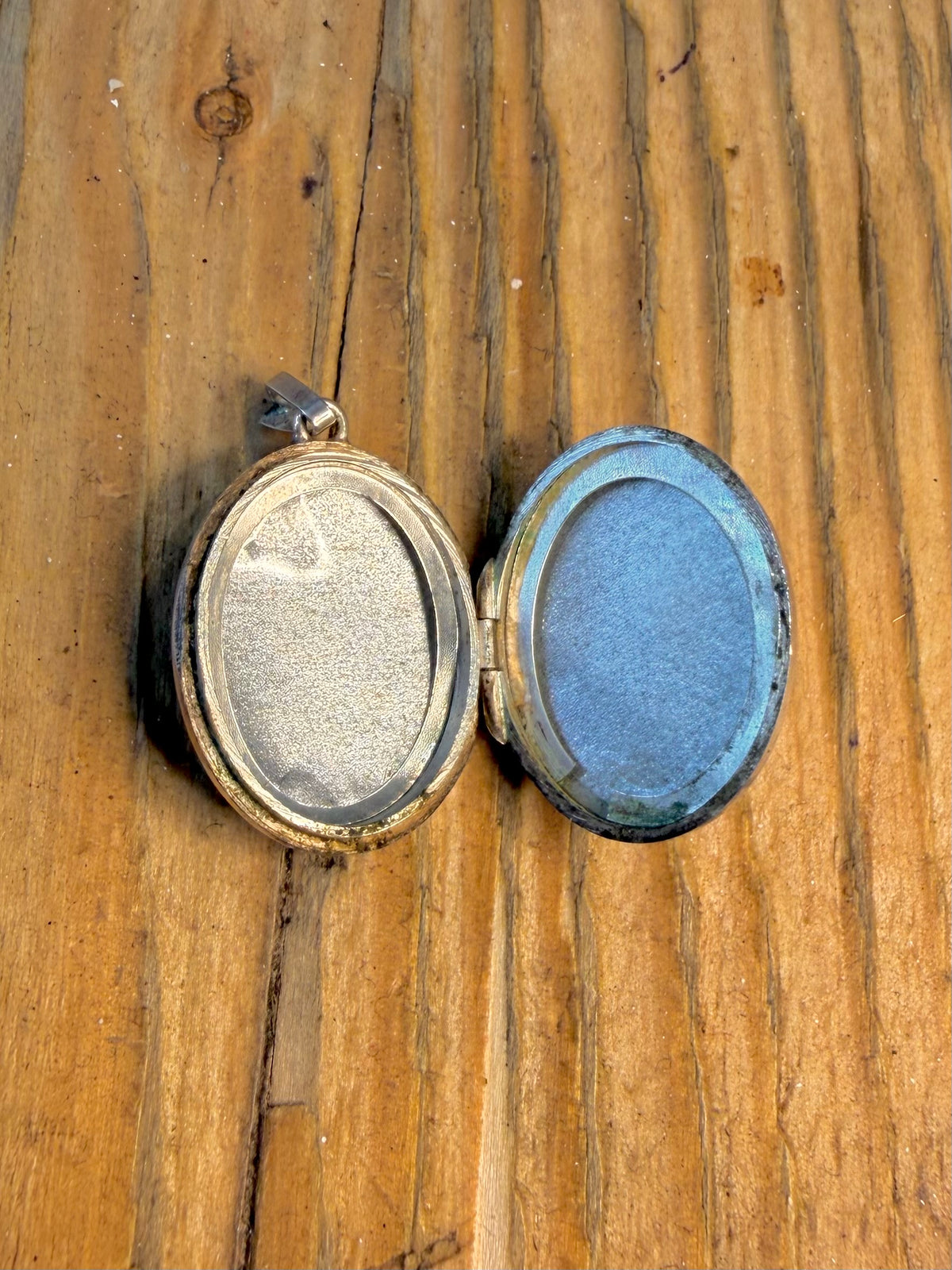 Oval Victorian Style Floral Engraved Locket 925 Sterling Silver Earrings