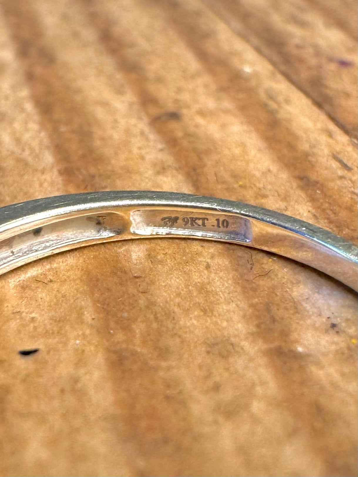 9 Karat Weißgold 0,10 Karat Diamant Halb-Eternity-Ring Größe L