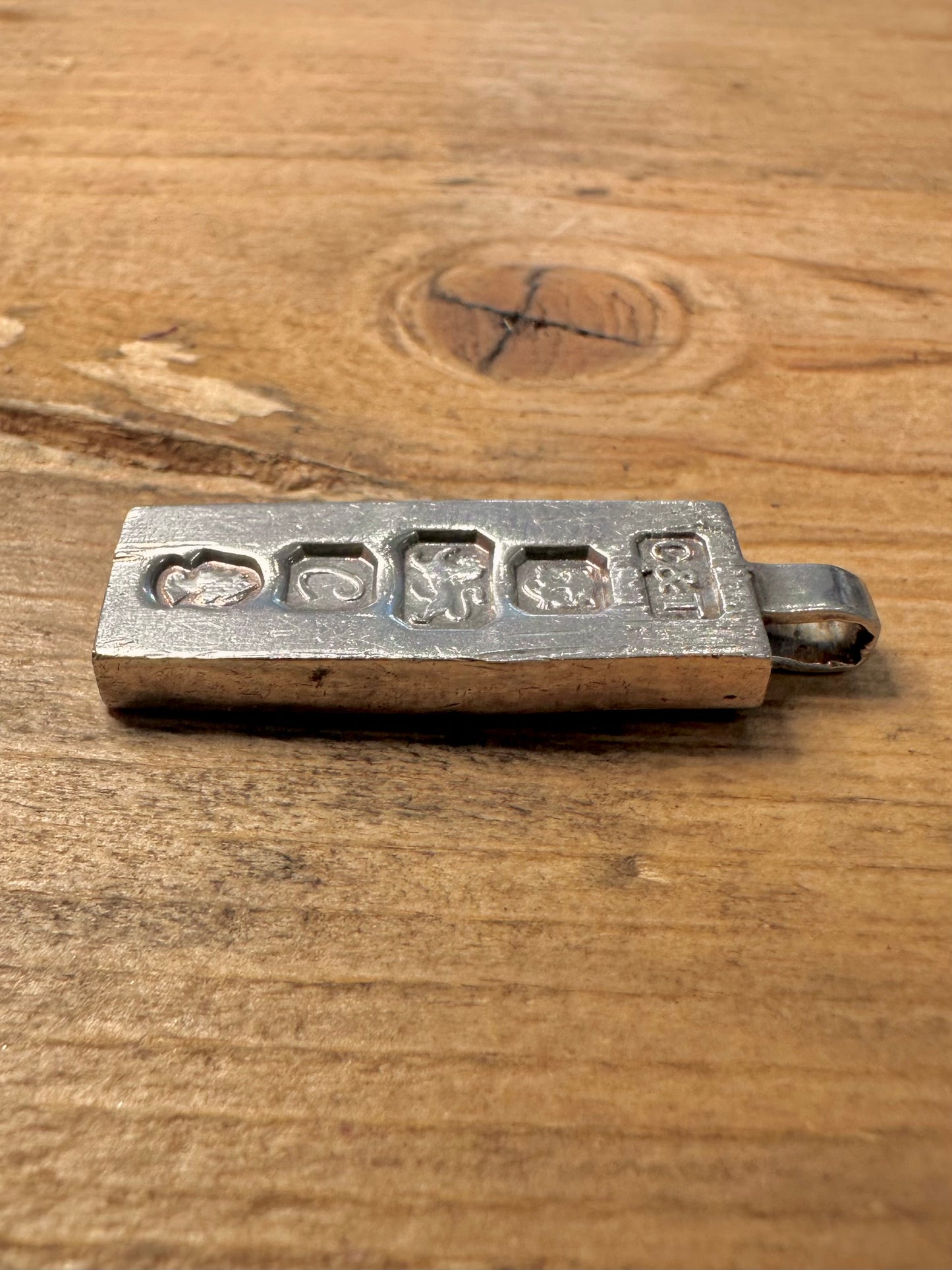 Vintage 1977 Ingot 925 Silver Pendant