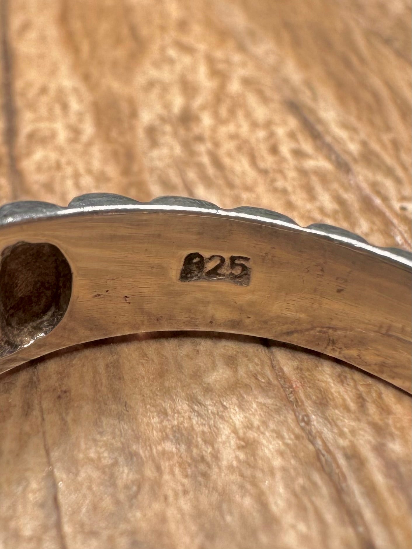 Vintage Ribbed 925 Sterling Silver Size T Ring