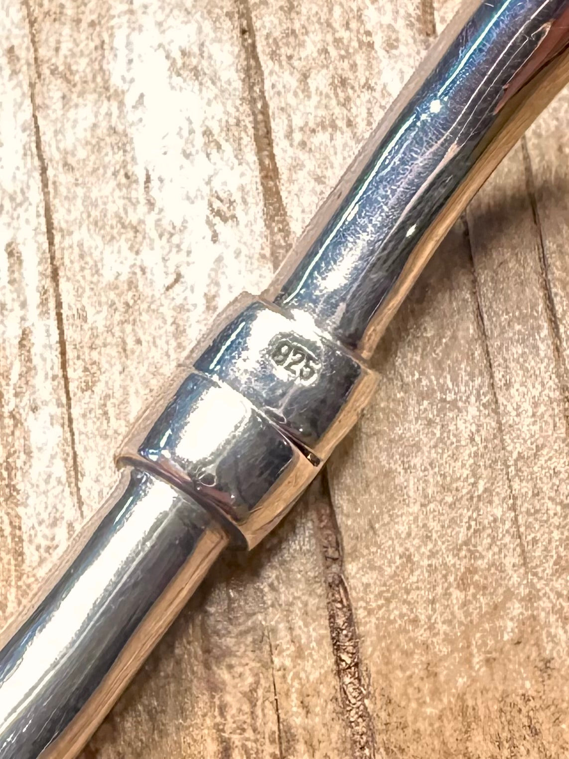 Moderner Hermes-Stil Überlappender Armreif aus 925er Sterlingsilber mit Scharnier