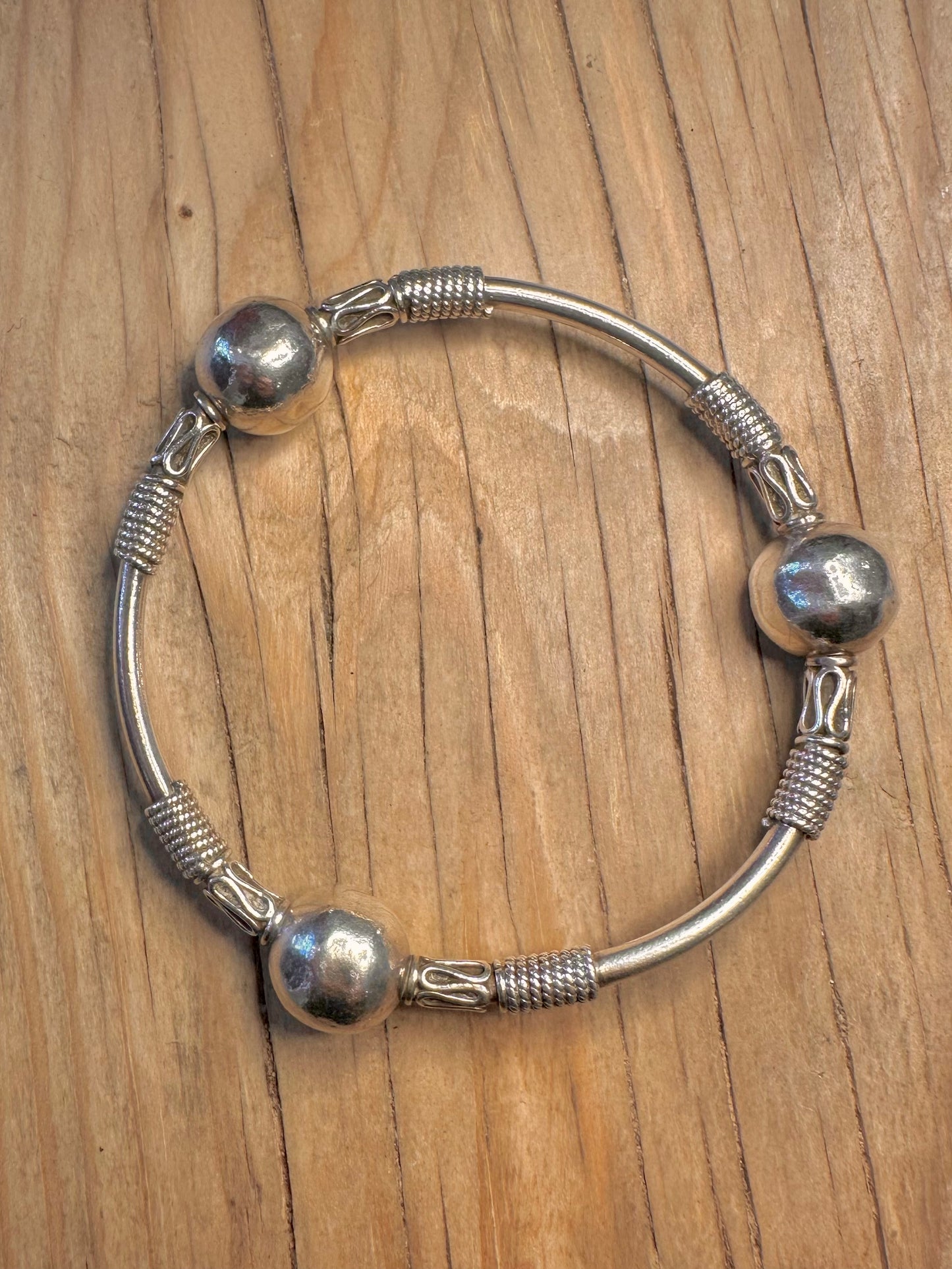 Vintage Tribal Ball 925 Sterling Silver Bangle