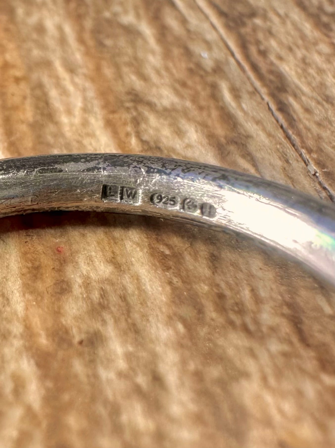 Moderner 2010er Rosenoxid 925 Sterling Silber Ring Größe P