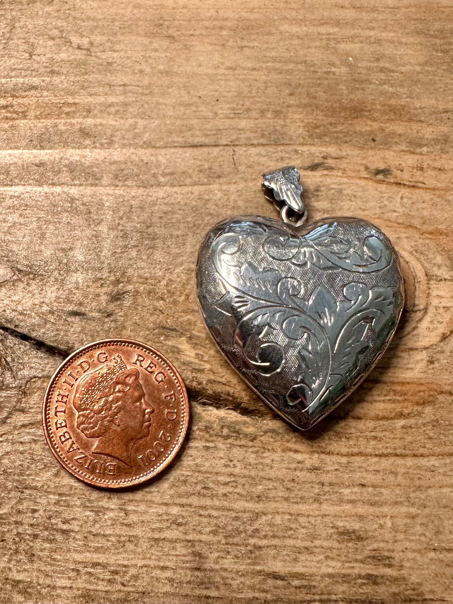 Vintage 1974 Heart Engraved 925 Silver Locket Pendant