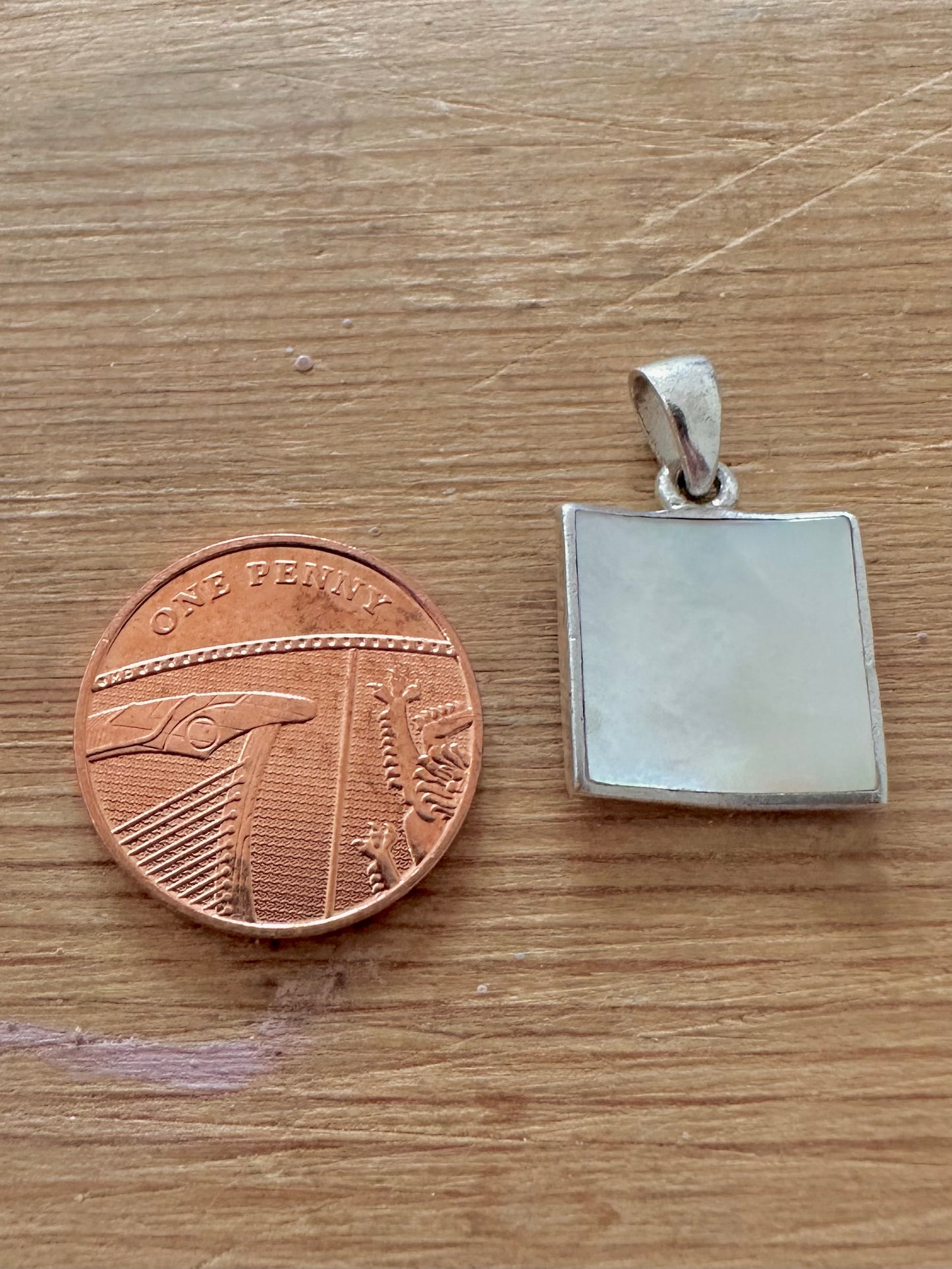 Modern Mother of Pearl Square 925 Silver Pendant