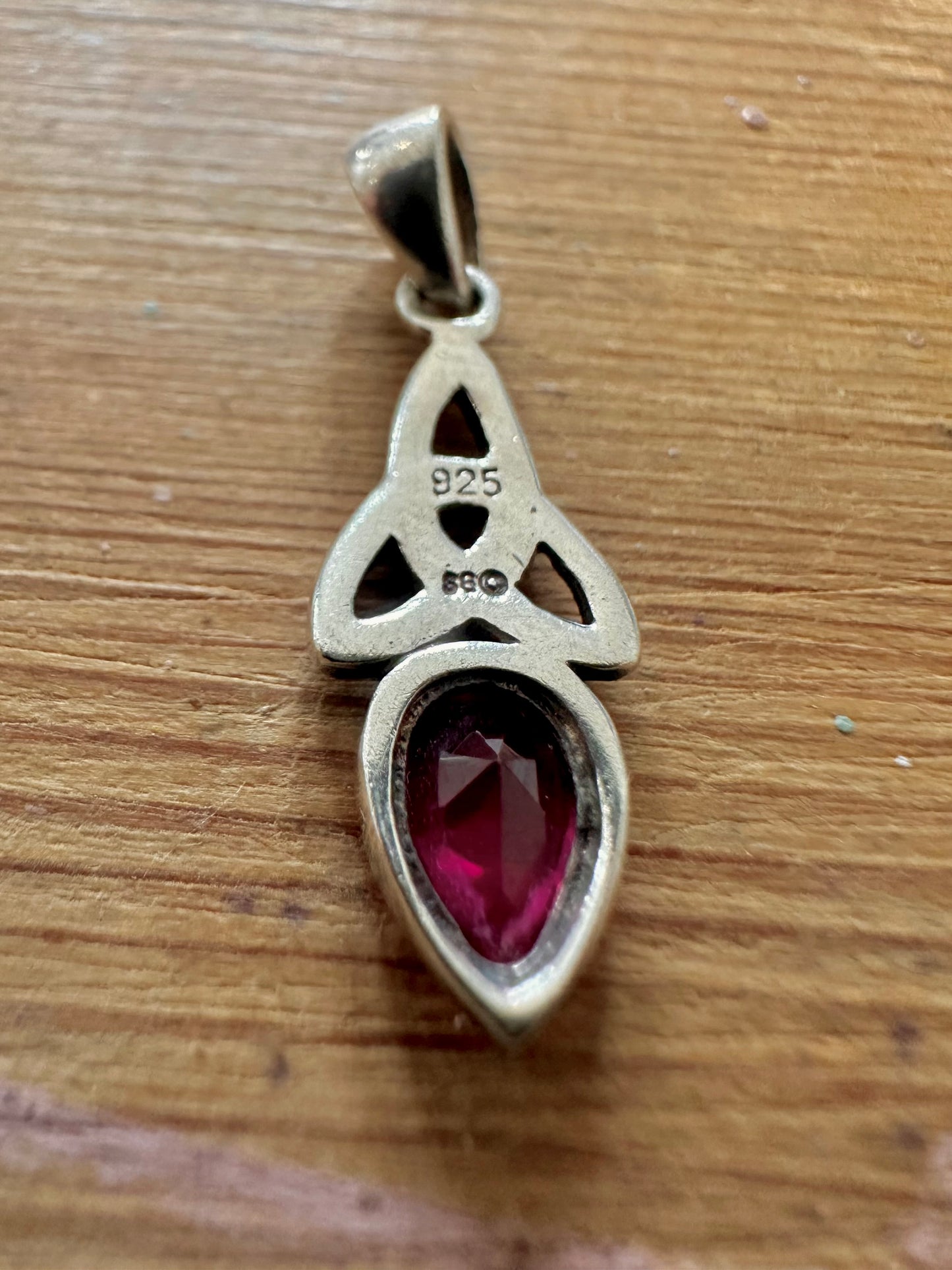 Vintage Celtic Red Stone 925 Silver Pendant