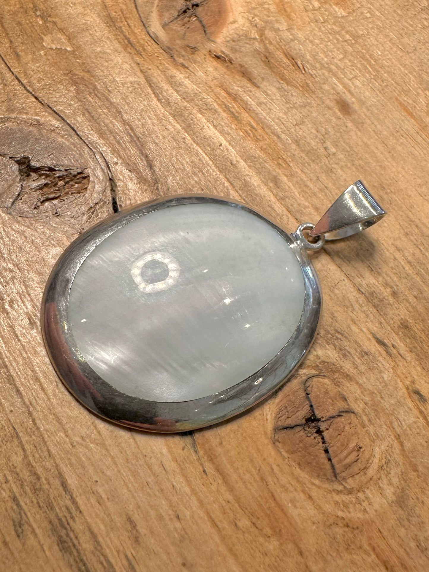 Modern Large Oval Mother of Pearl 925 Silver Pendant