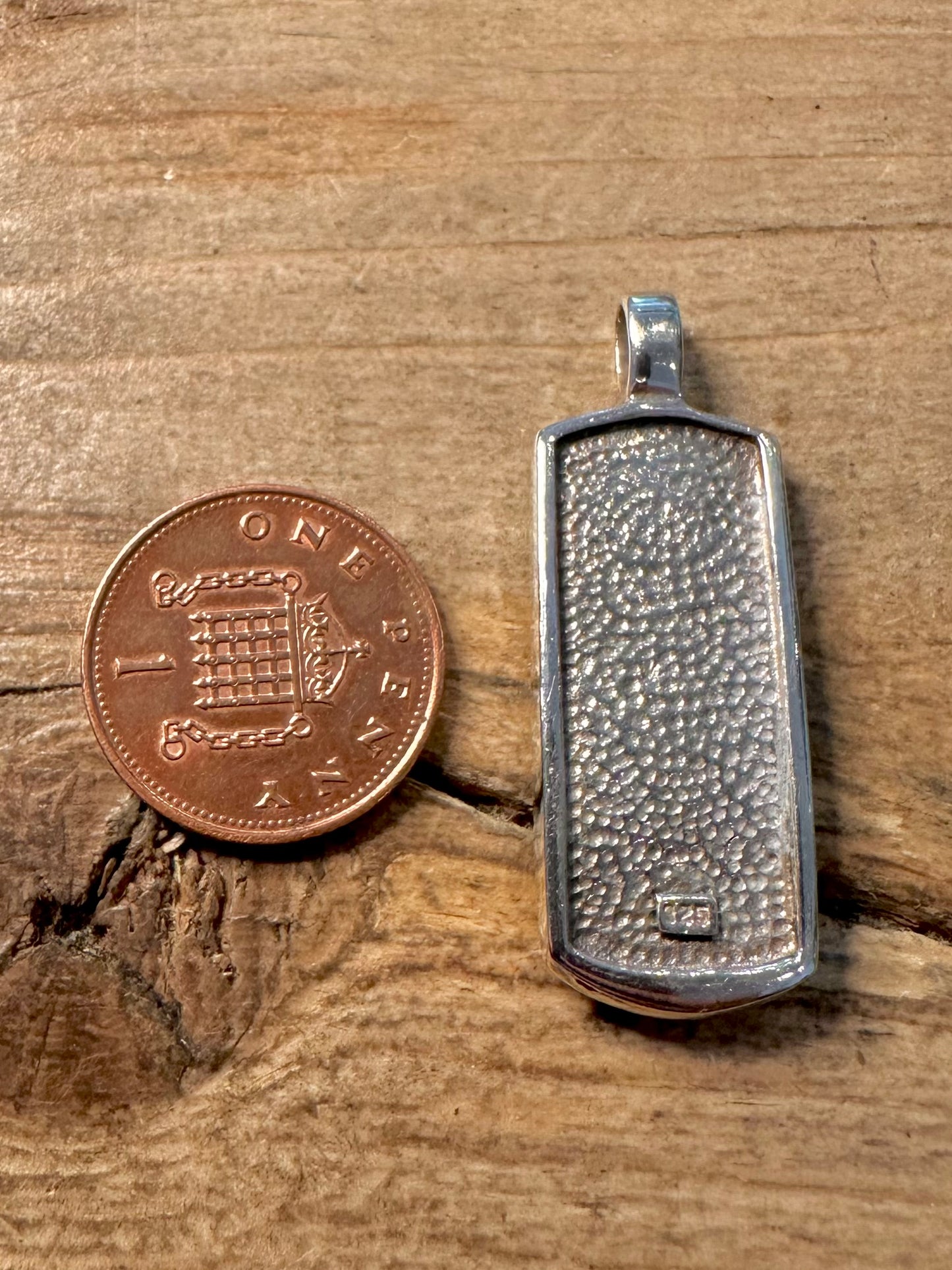 Modern Blue Mother of Pearl 925 Silver Pendant