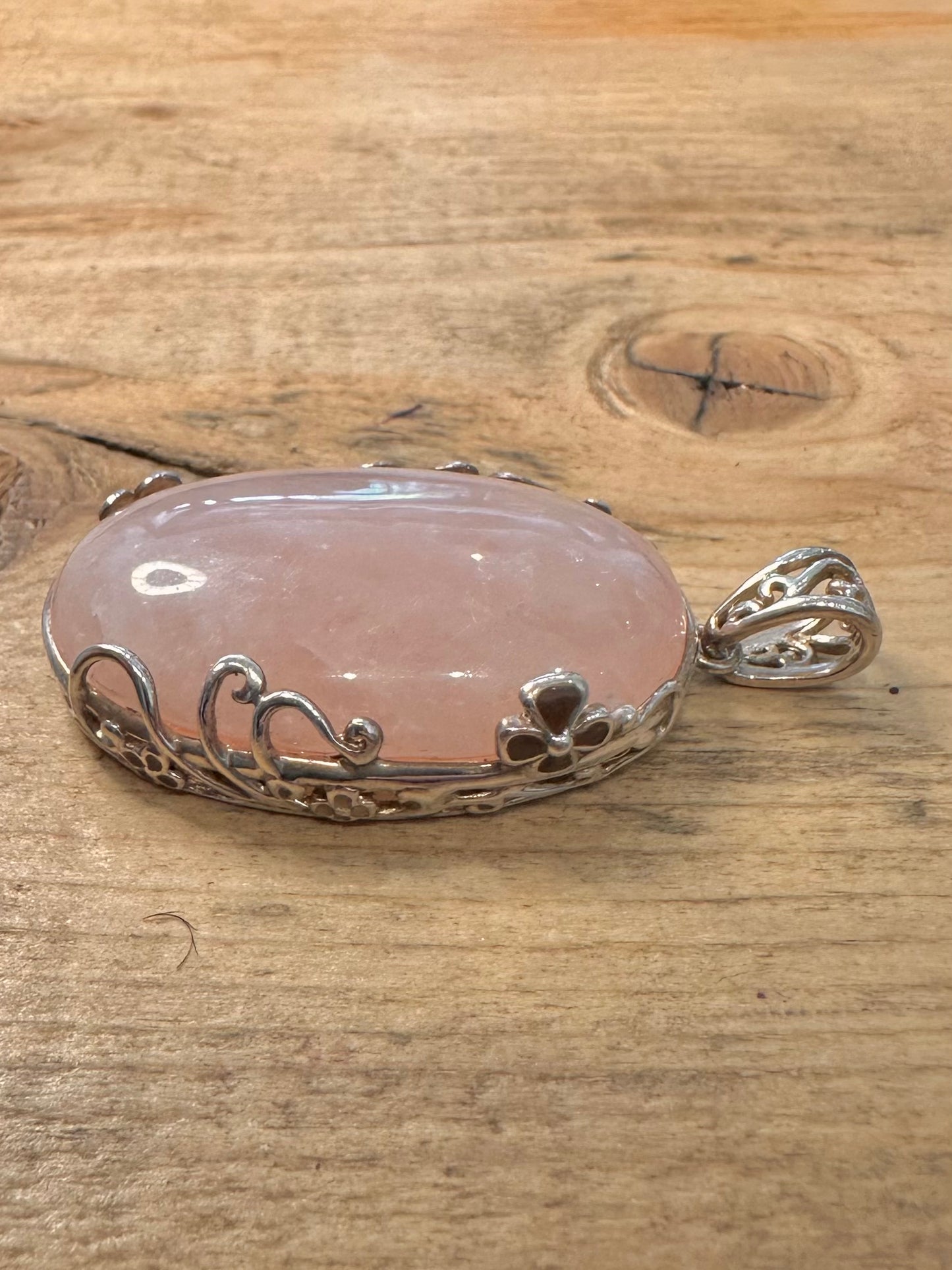 Vintage Rose Quarts Oval Floral Mount 925 Silver Pendant