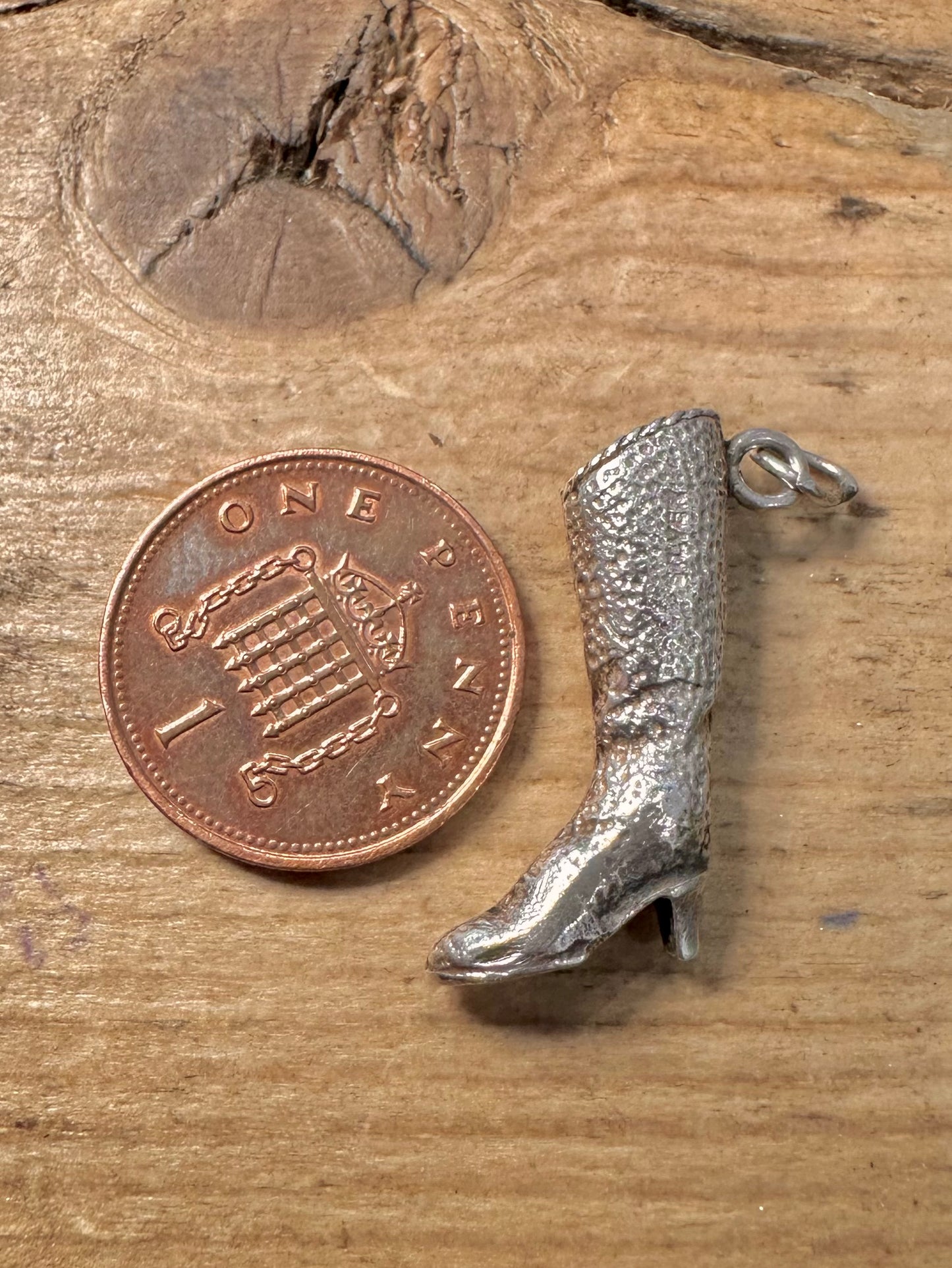 Vintage Textured Boot 925 Silver Charm Pendant