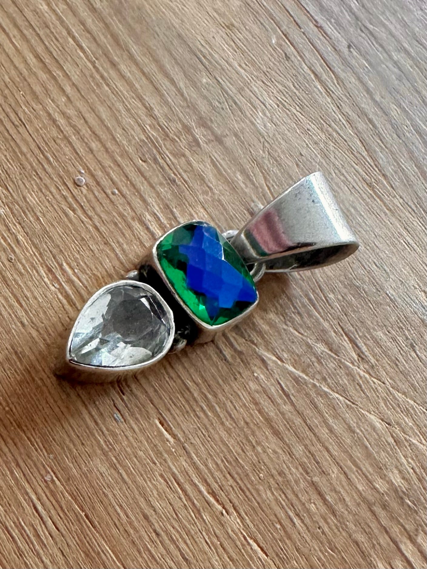 Modern Green Blue and White 925 Silver Pendant