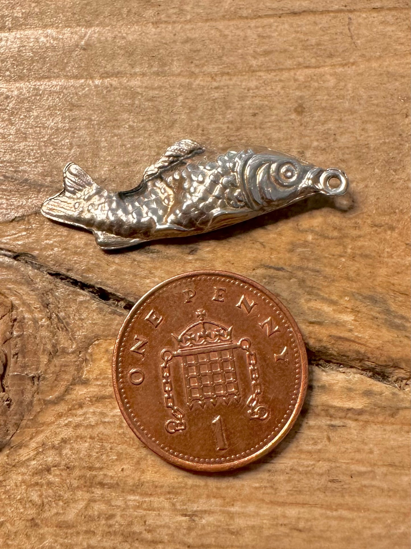Vintage Textured Fish 925 Silver Charm Pendant