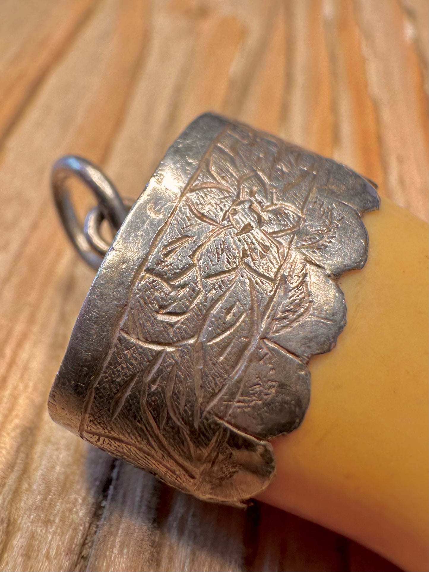 Vintage Claw Shaped Bone Engraved Floral 925 Sterling Silver Pendant