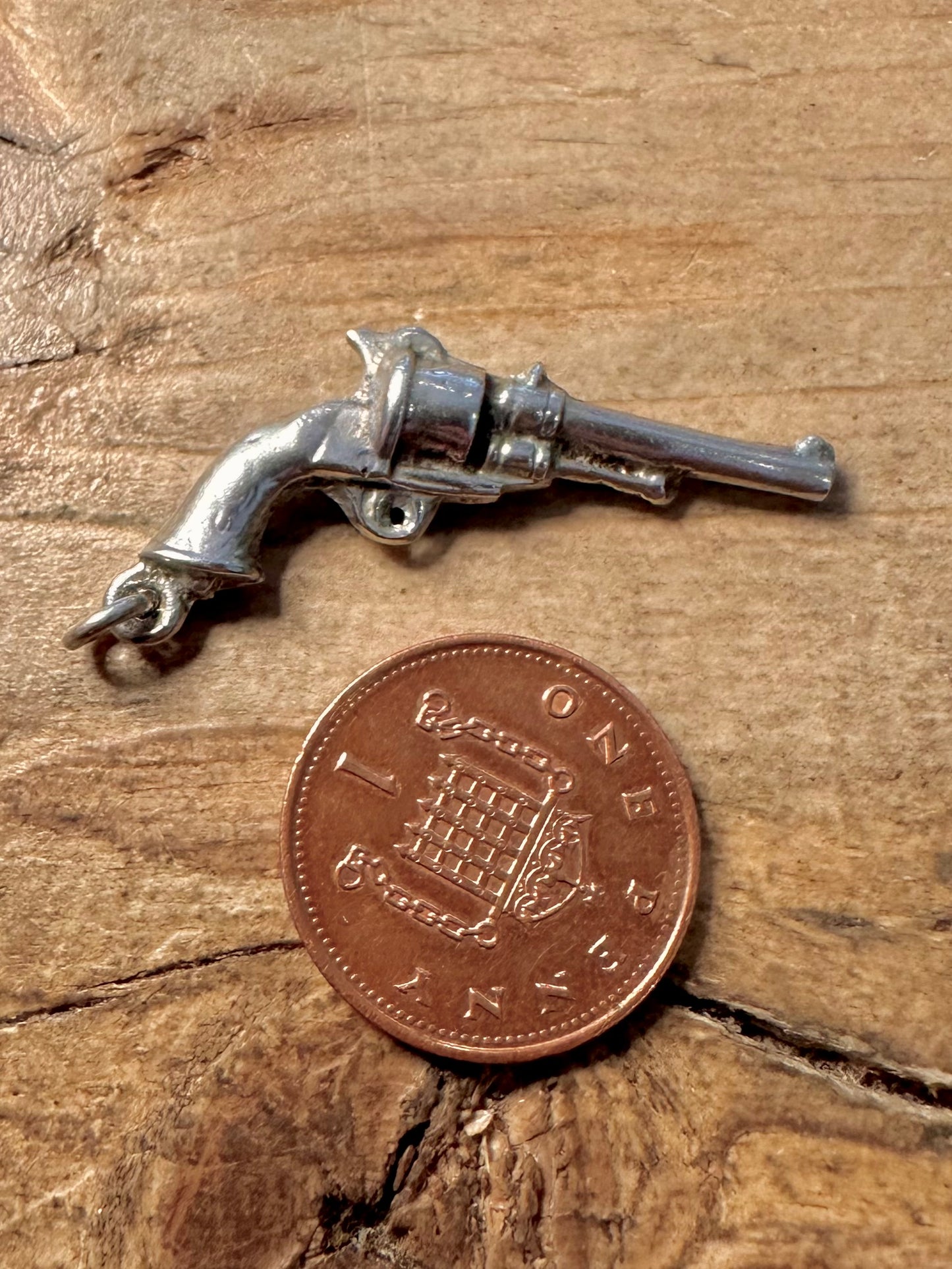Vintage Revolver 925 Silver Pendant