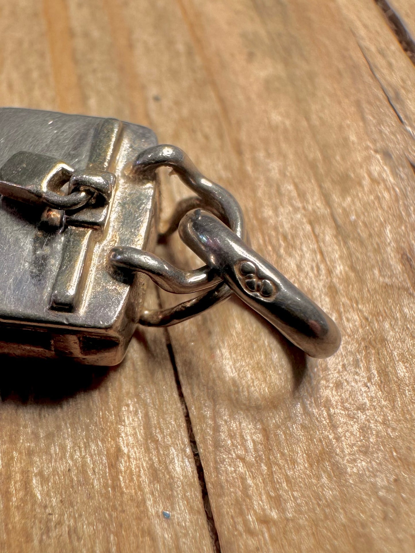 Modern 2007 Links of London Handbag Padlock 925 Sterling Silver Charm Pendant