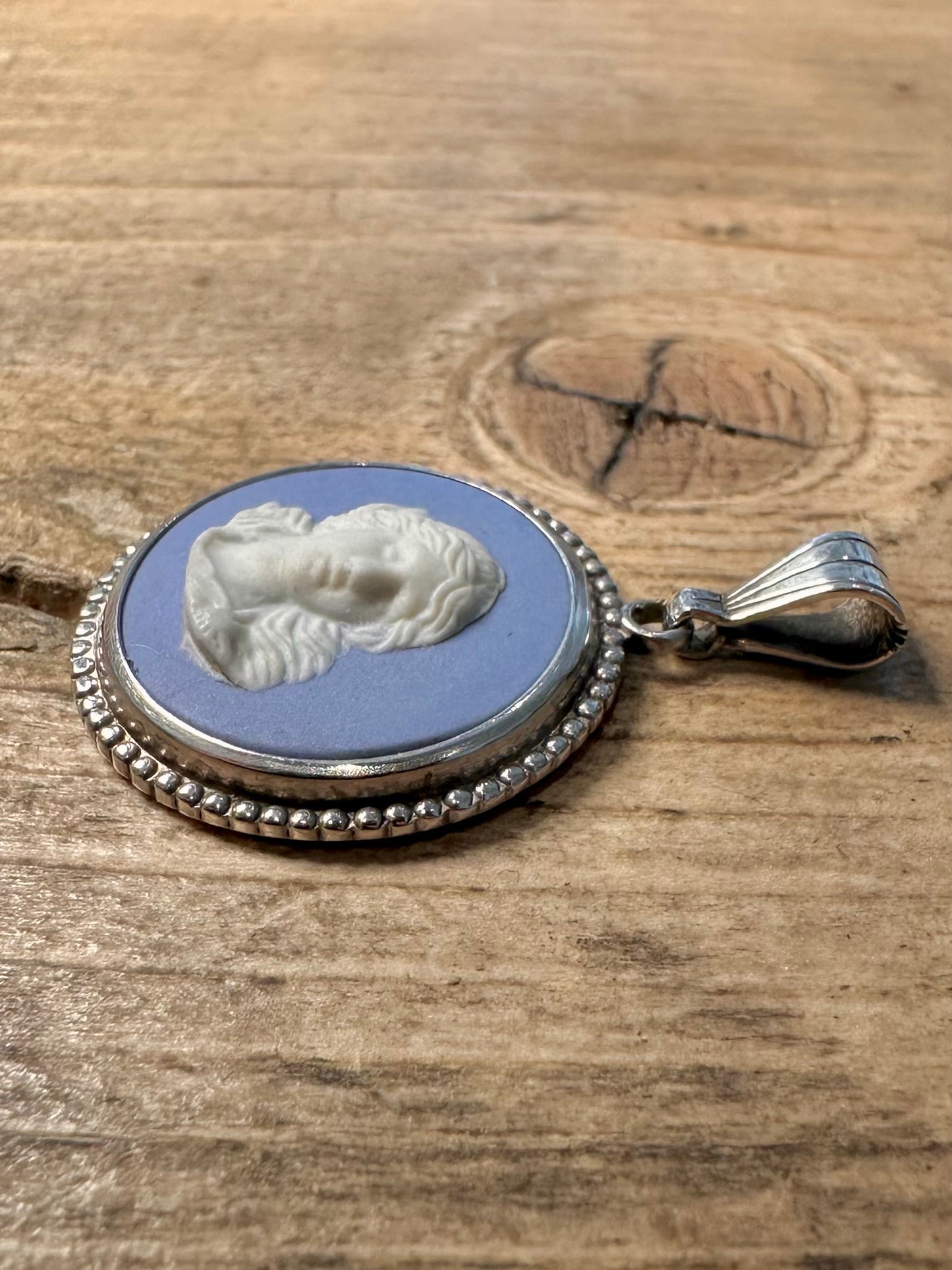 Vintage 1960 Wedgwood Blue Chester 925 Silver Made in England Pendant