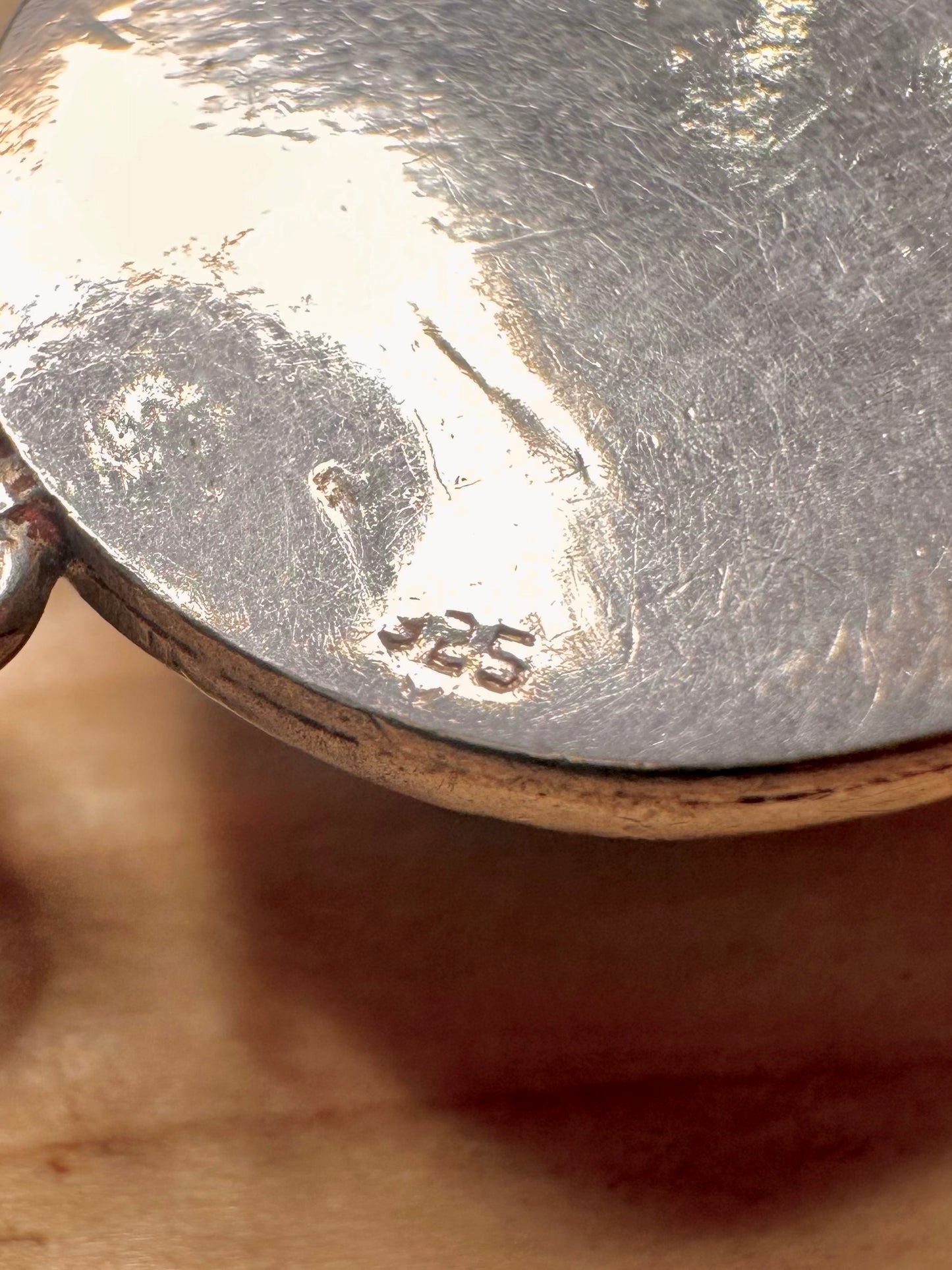 Vintage Moonstone Rope Border Design 925 Sterling Silver Pendant