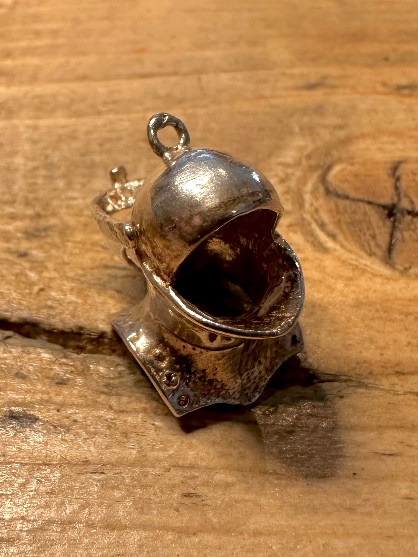 Vintage Articulated Knights Helmet 925 Silver Charm Pendant
