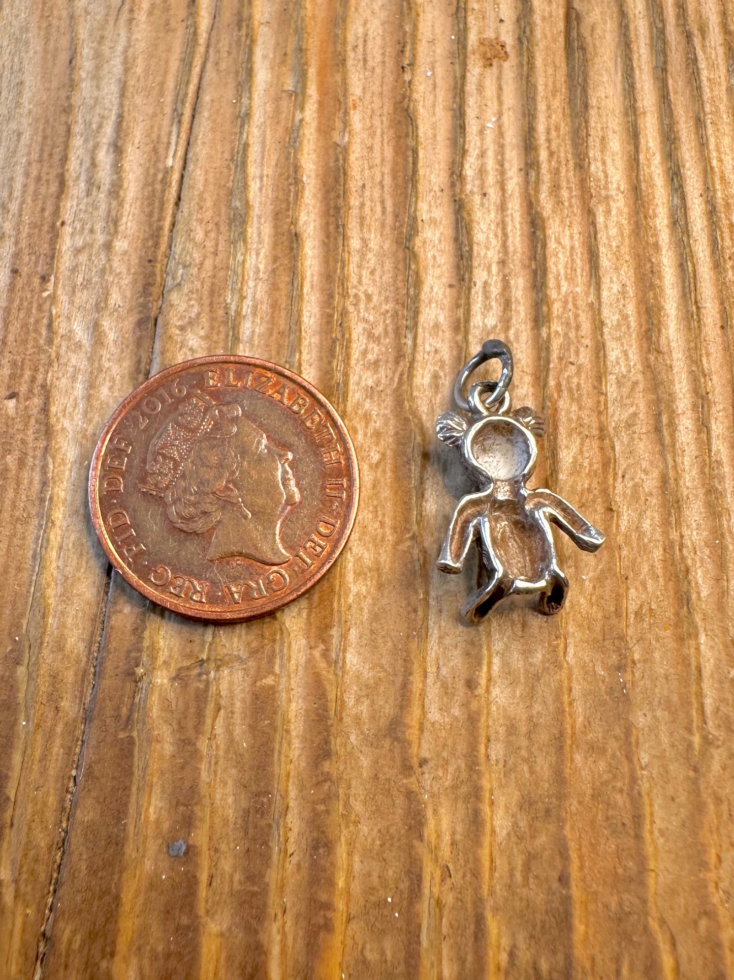 Sitting Teddy 925 Sterling Silver Charm Pendant