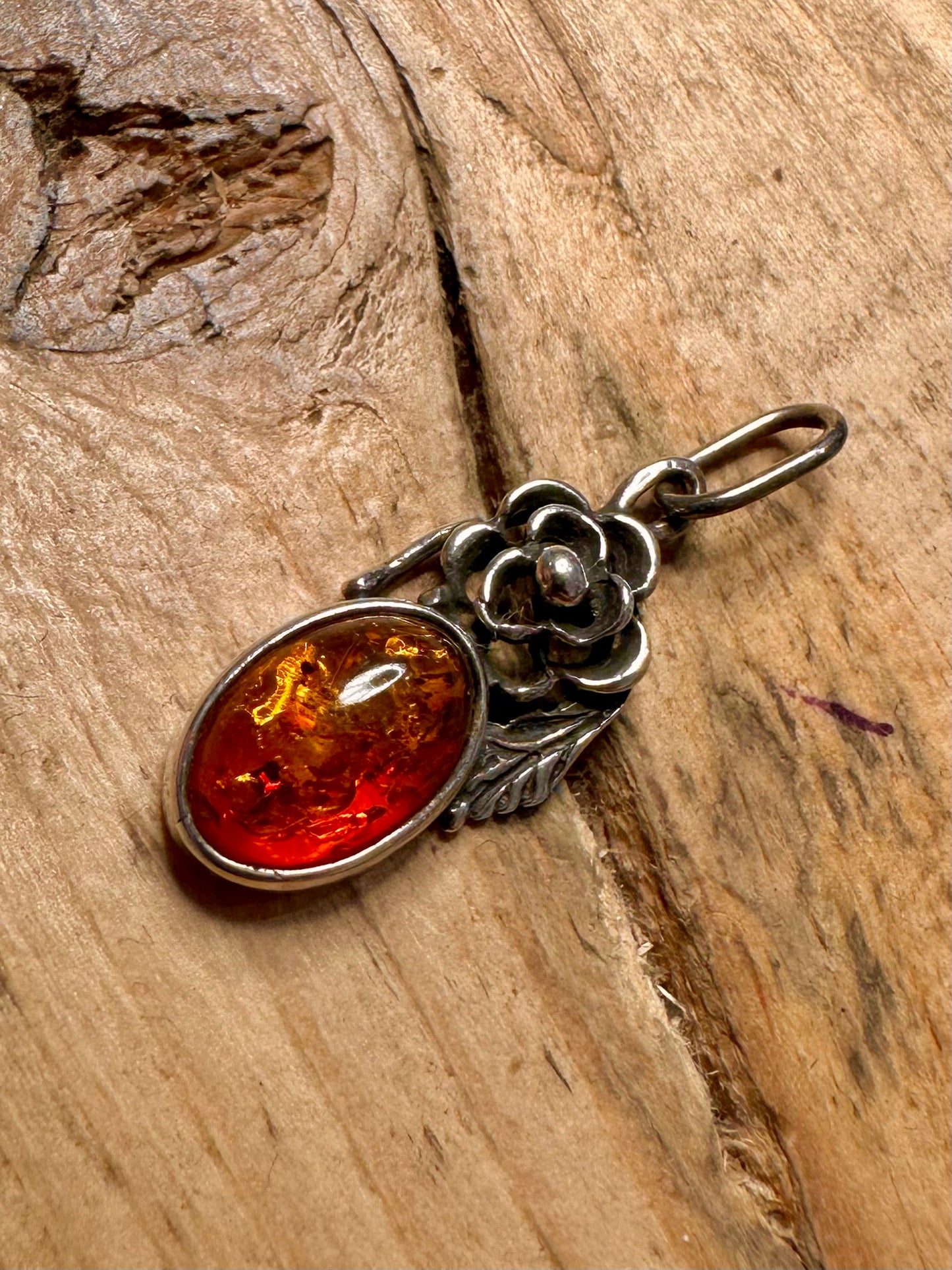 Vintage Amber Flower 925 Silver Pendant