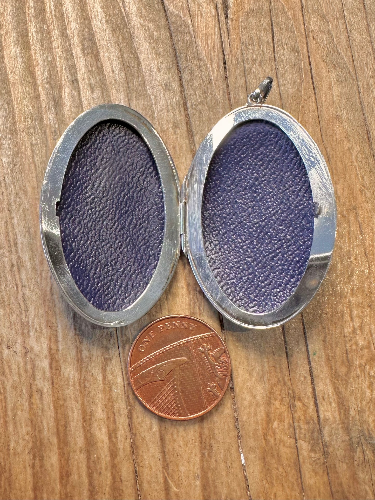 Vintage Engraved Oval Large Locket 925 Sterling Silver Pendant