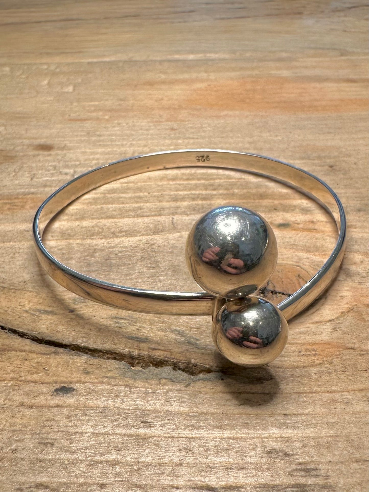 Abstract Ball Clasp 925 Silver Bangle