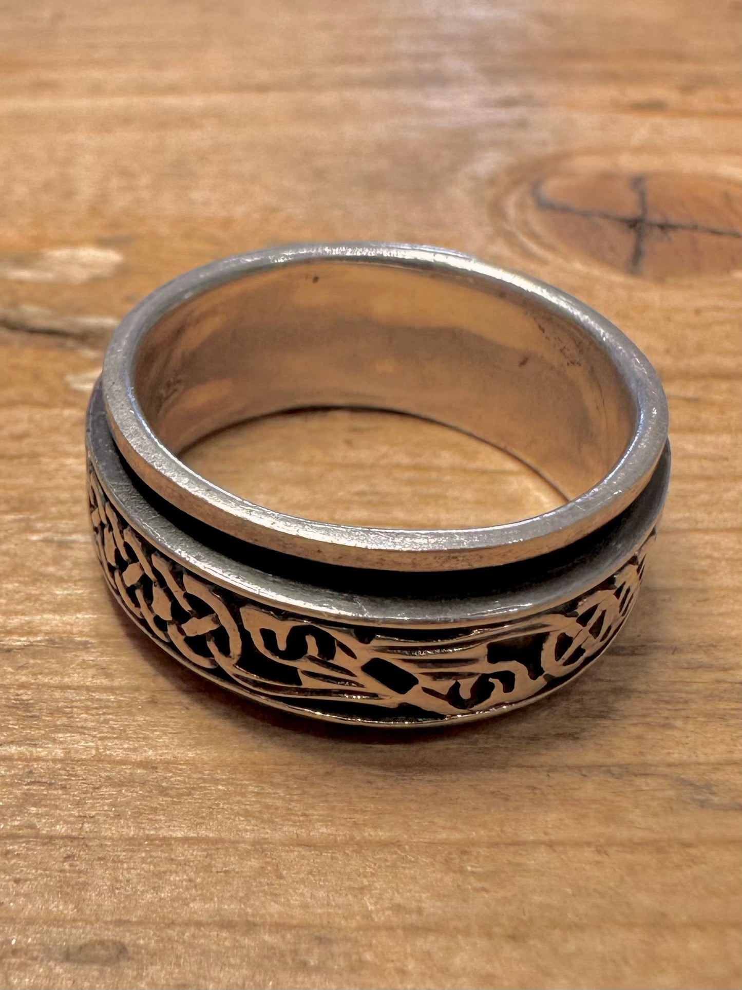 Vintage Celtic Spinner 925 Silver Size V1/2 Ring